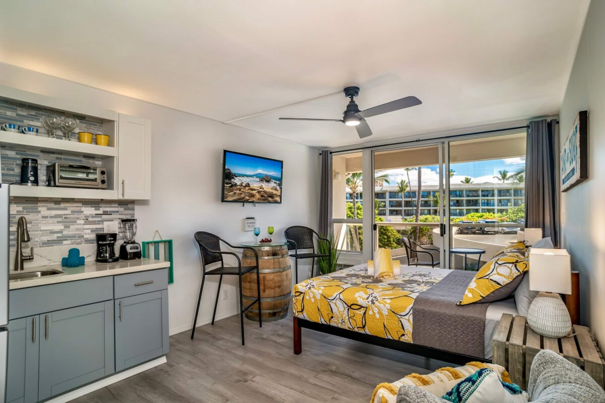 Maui Banyan, Across Kamaole Beach, Prime Location - Photo 12