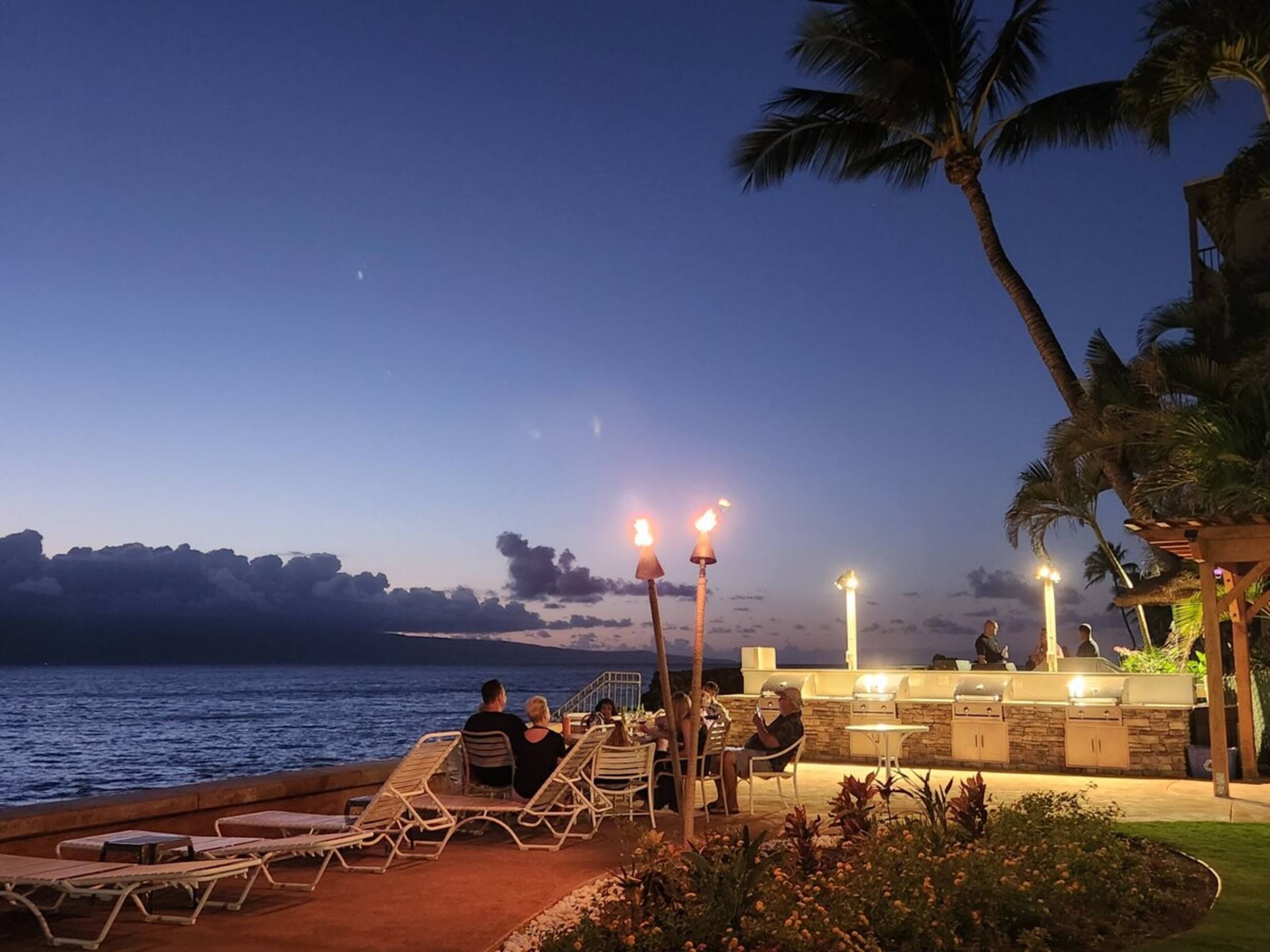 Lovely 2-bedrooms/2baths Ocean Front Condo - Photo 34