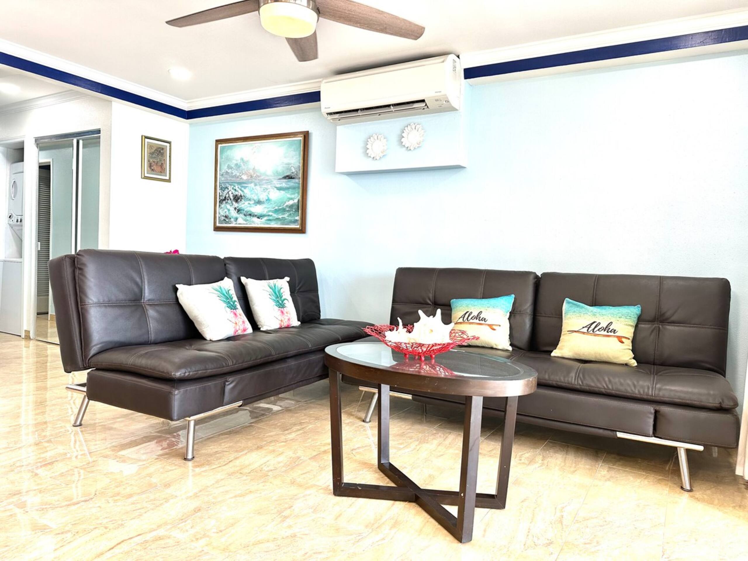 Lovely 2-bedrooms/2baths Ocean Front Condo - Photo 15