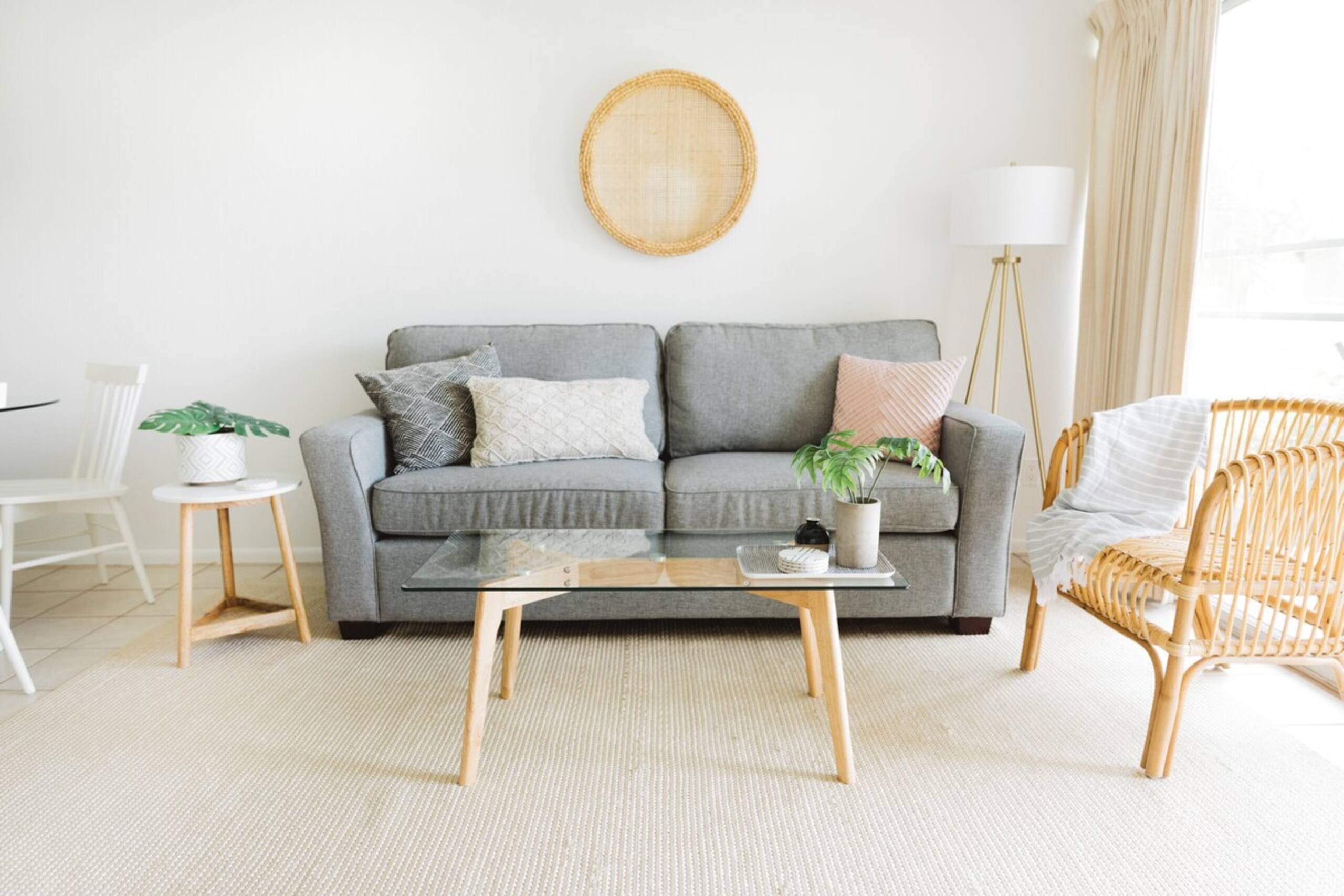 Beautiful Modern Decor in a Light-Filled Condo - Photo 7
