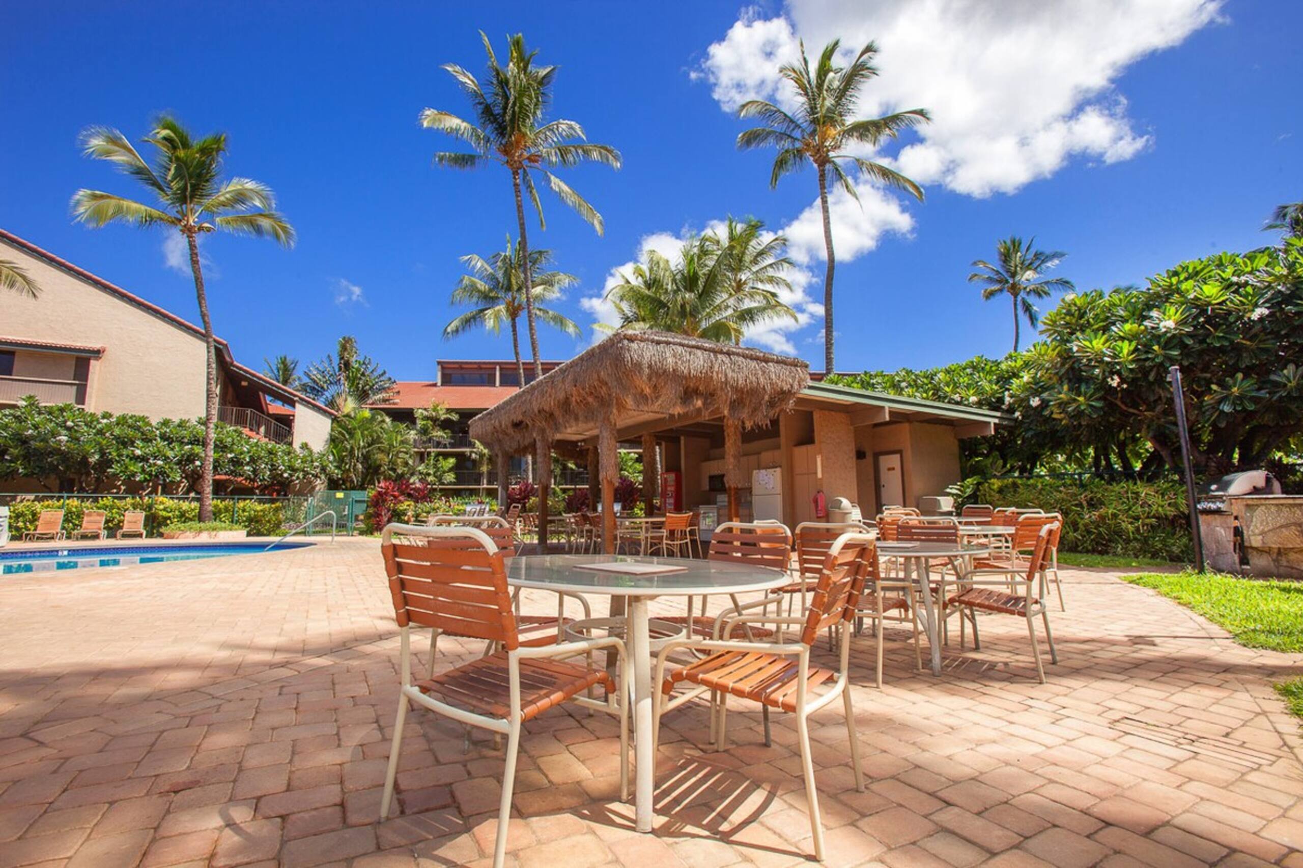 Oceanfront Maui condo w/ double lanai - Photo 34