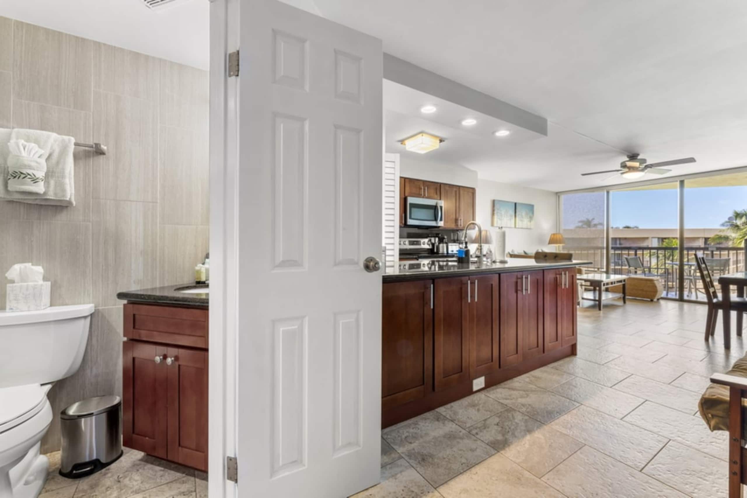 Ocean View Kihei Condo | Walk to Beach & Dining - Photo 9