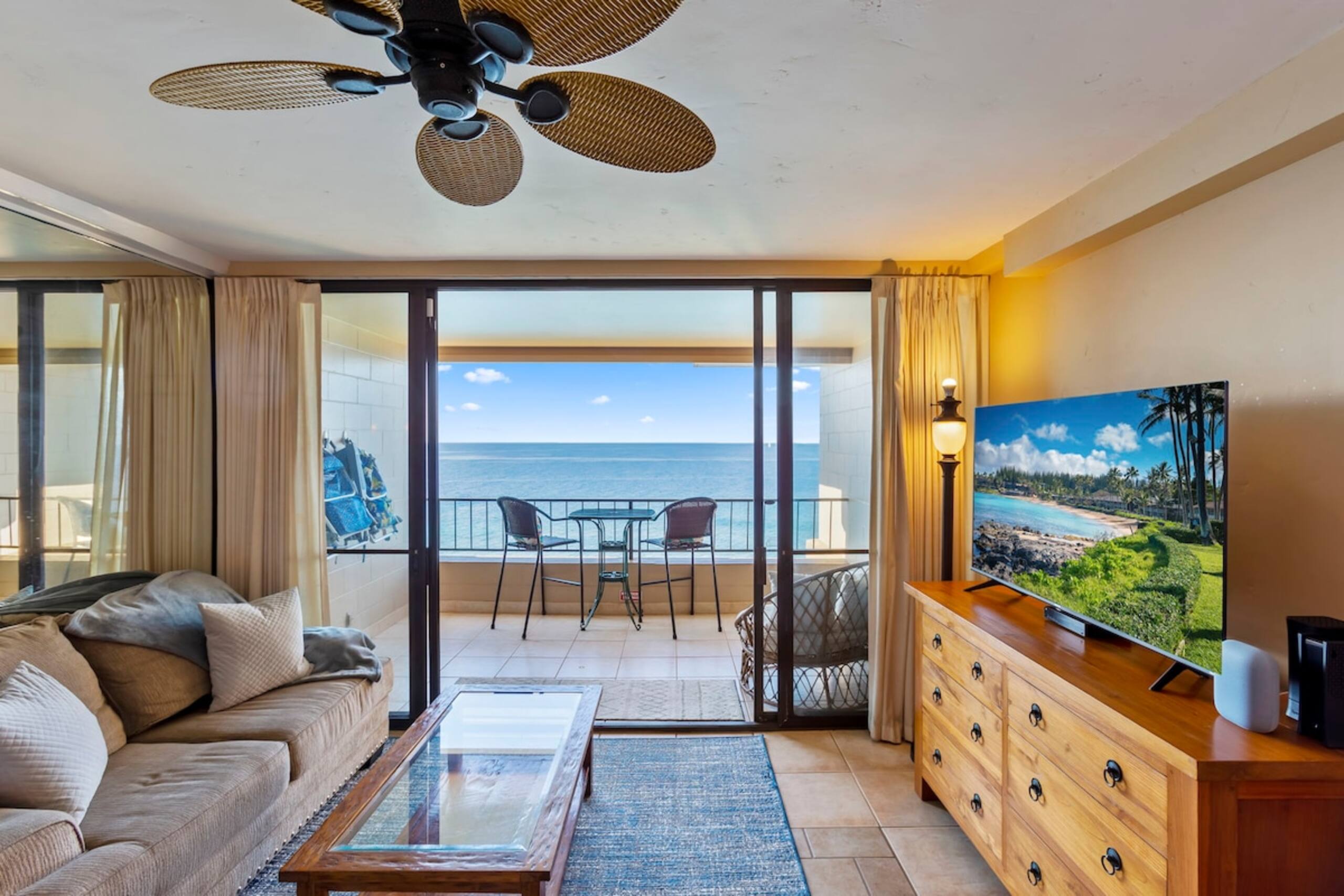 Honu Hideaway, Maui Kaanapali Oceanfront Penthouse - Photo 1