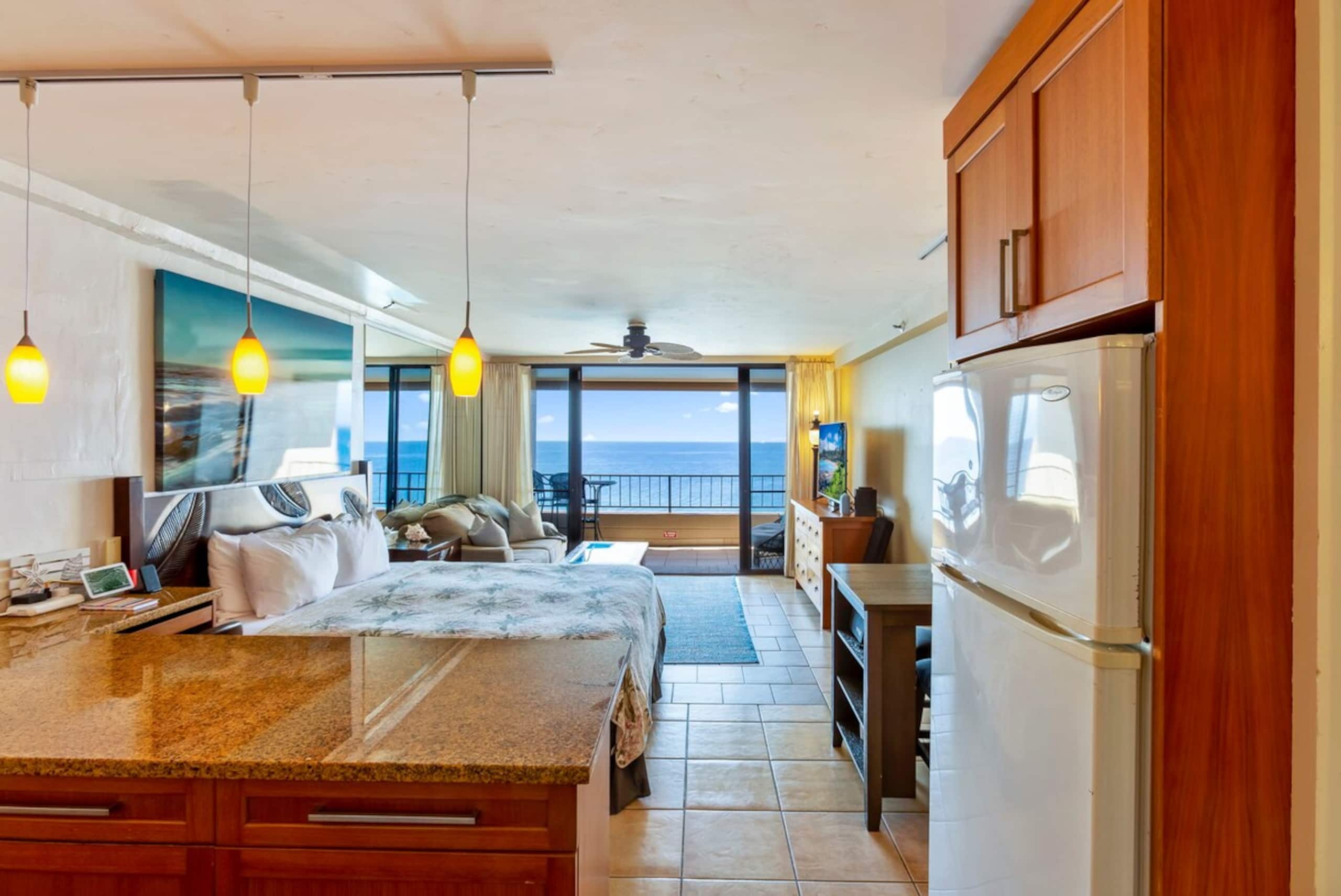Honu Hideaway, Maui Kaanapali Oceanfront Penthouse - Photo 12