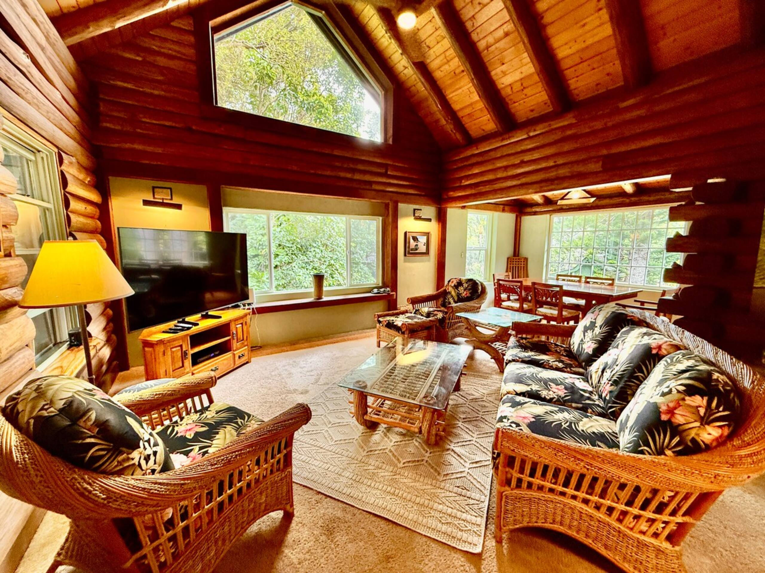 Charming Log House! Sacred Garden Farm Stay - Photo 4