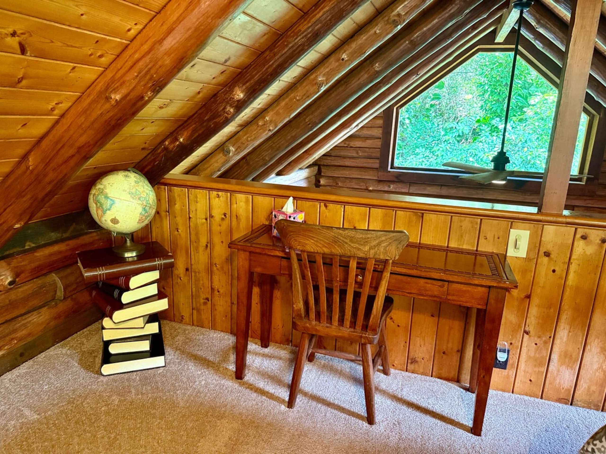 Charming Log House! Sacred Garden Farm Stay - Photo 35