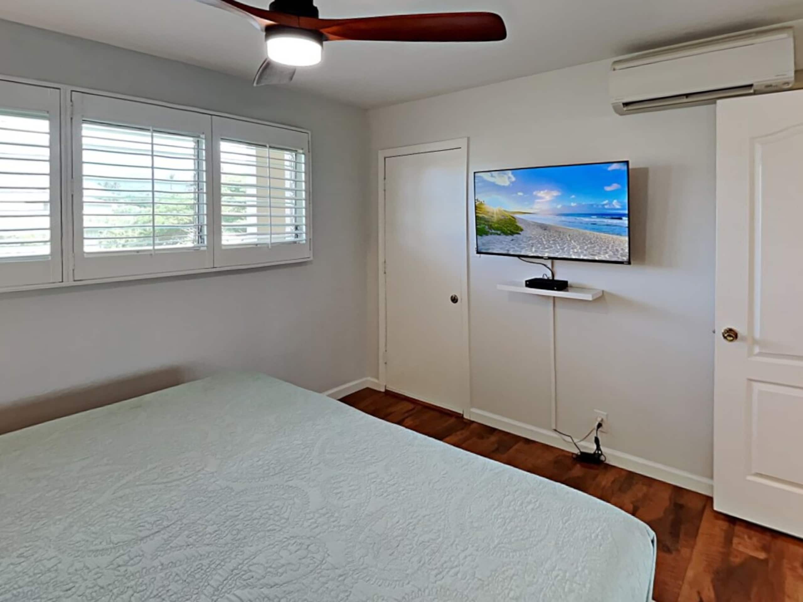 Full Oceanview and Prime Location 2 Bed / 2 Bath - Photo 13