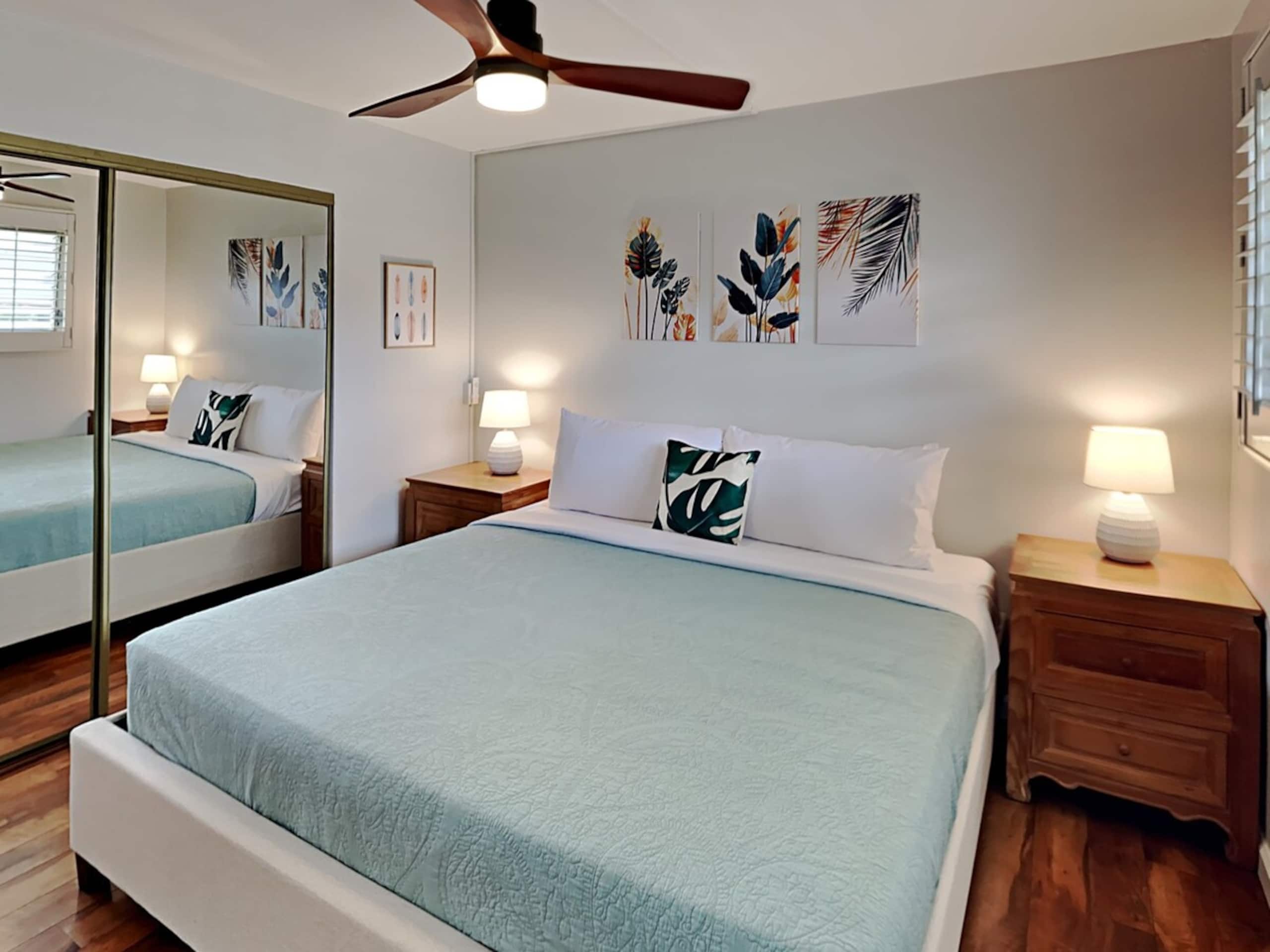 Full Oceanview and Prime Location 2 Bed / 2 Bath - Photo 12