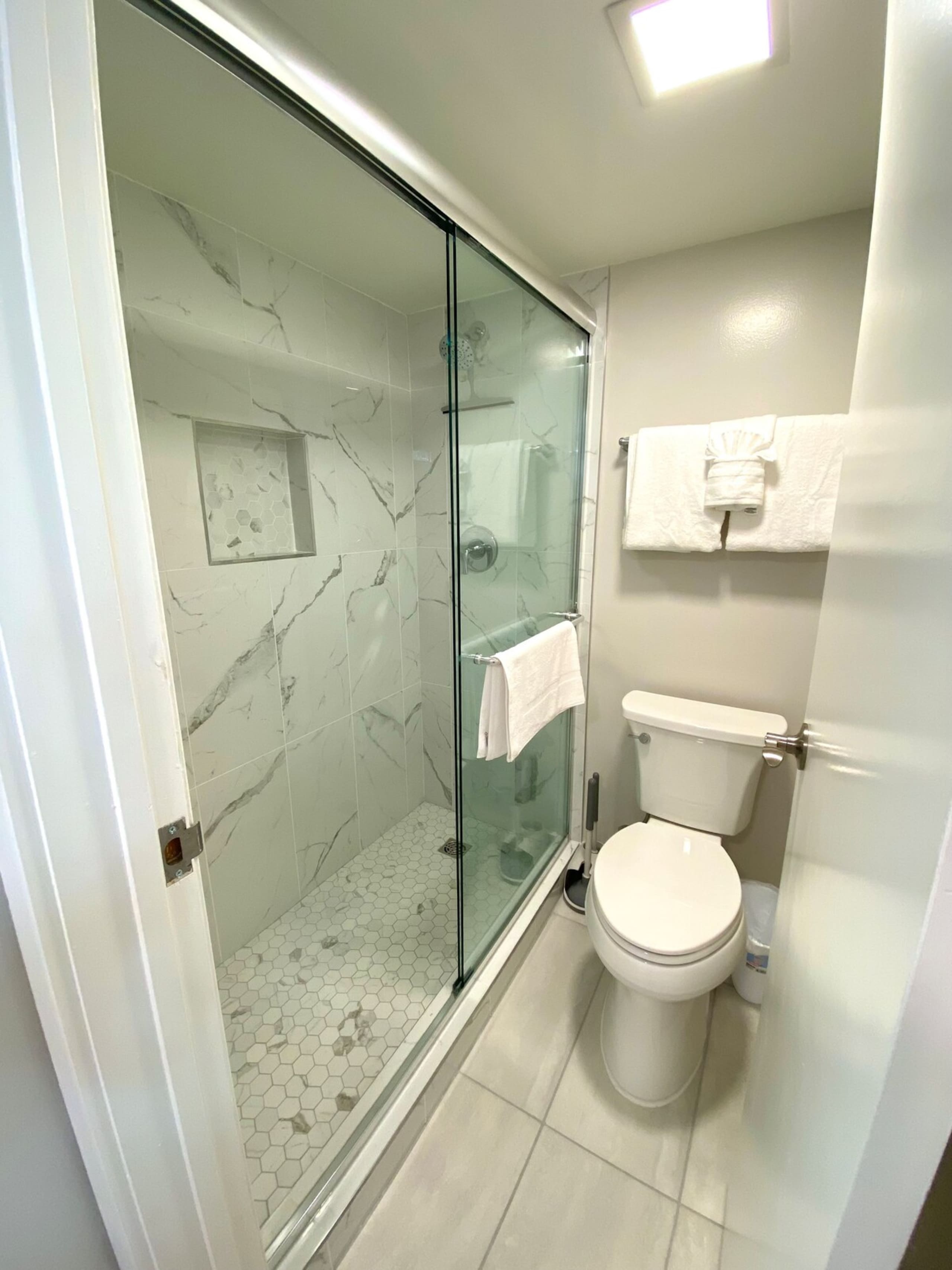 2 Master Suites Direct Oceanfront View 2bd 2ba - Photo 14