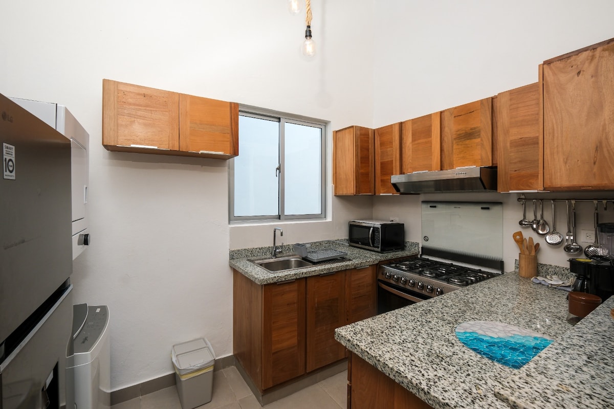 Caribey 2 Unit 1B2 photo 17