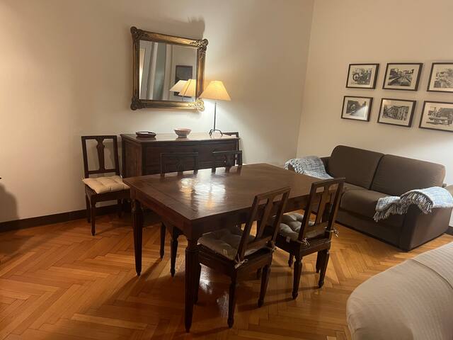 Super large; super clean; super central in Milan gallery image 2