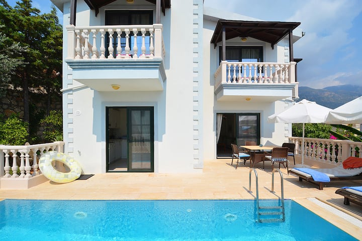 Villa Gul. Kalkan Detached Villa With Private Pool - Kalkan