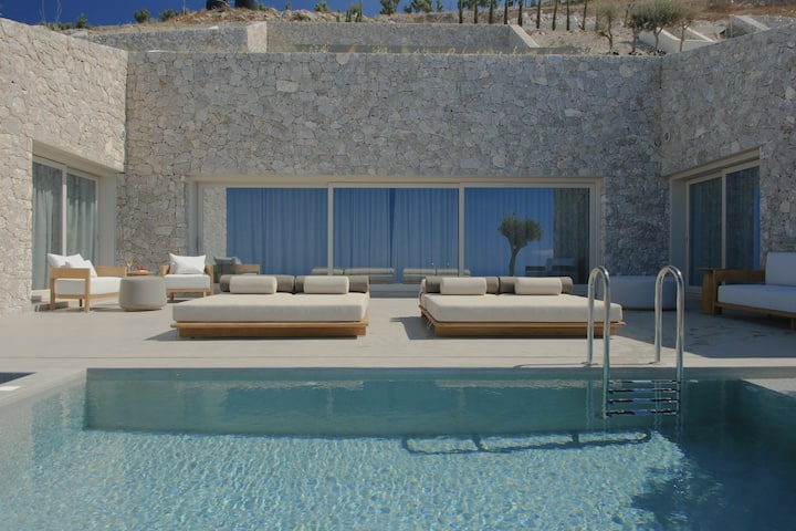 Vouno Santorini Private Villas | Two-villa Retreat - Santorini