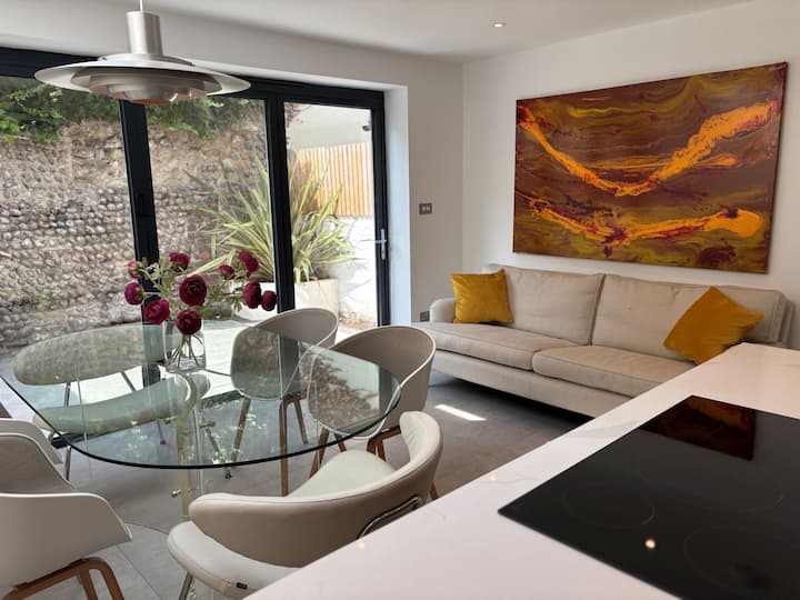Little Chelsea Escape - Stylish Eastbourne Oasis - Eastbourne