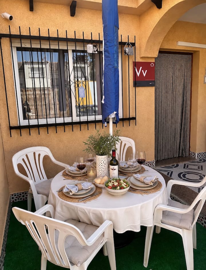 Villa Jenny 
Charming Townhouse Near The Beach - Manga del Mar Menor