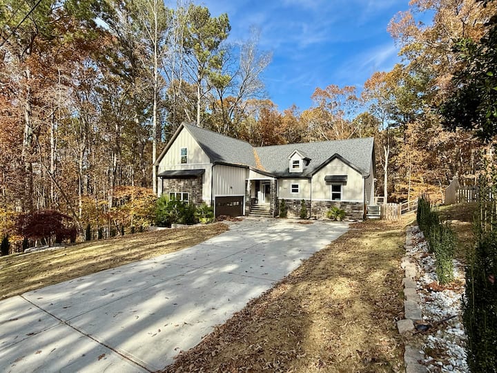 The Allyn's Nest - Acworth, GA