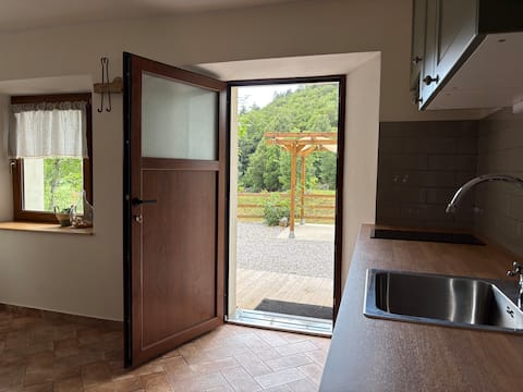 Popular Airbnb listing: Hiša Jolanda | Countryside Escape in Ajdovščina