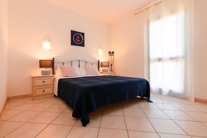Ampio Trilocale In Residence Vicino A La Cinta - San Teodoro