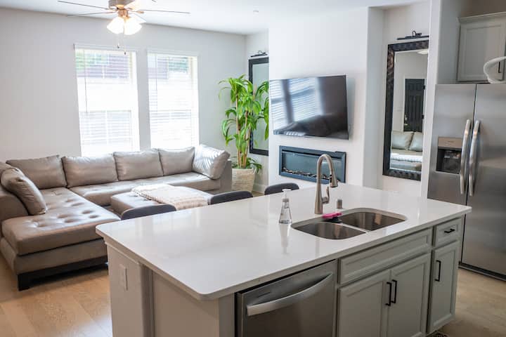 Modern Luxury Escape | Family-friendly | Plano - Plano, TX