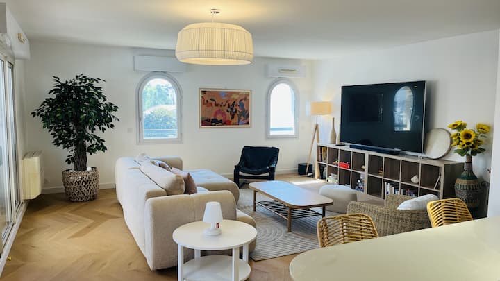 Magnifique T4, 170 M2, 6-8 Personnes Plein Centre - Anglet