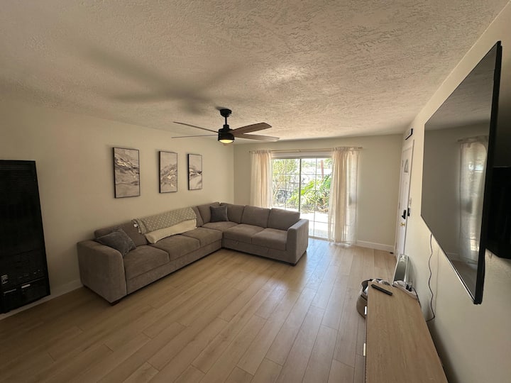 Freshly Updated 2b/1ba With Quick Beach Access! - San Clemente, CA