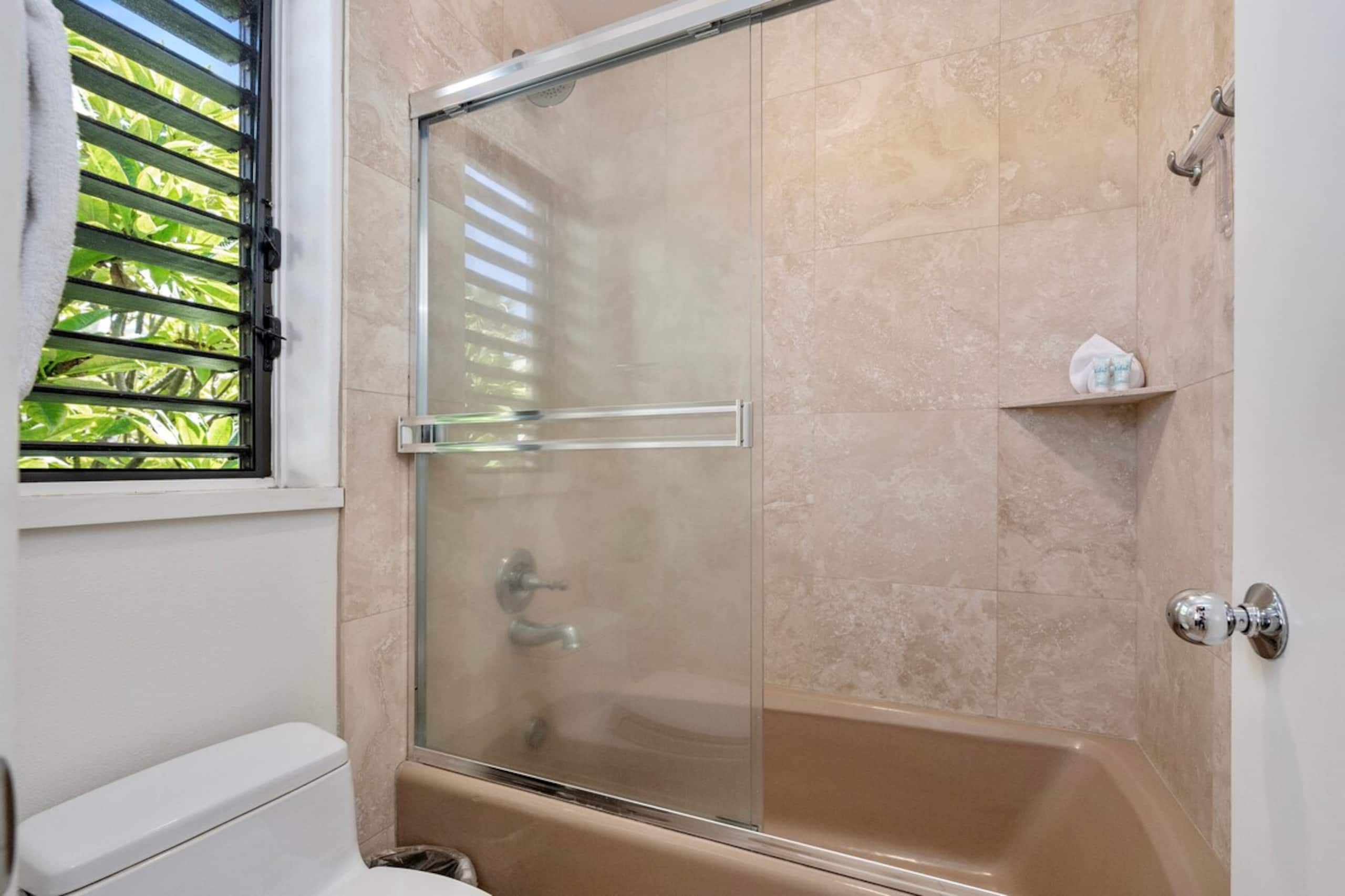 Wailea Ekolu - Gorgeous Ocean View - AC, Smart TV - Photo 26