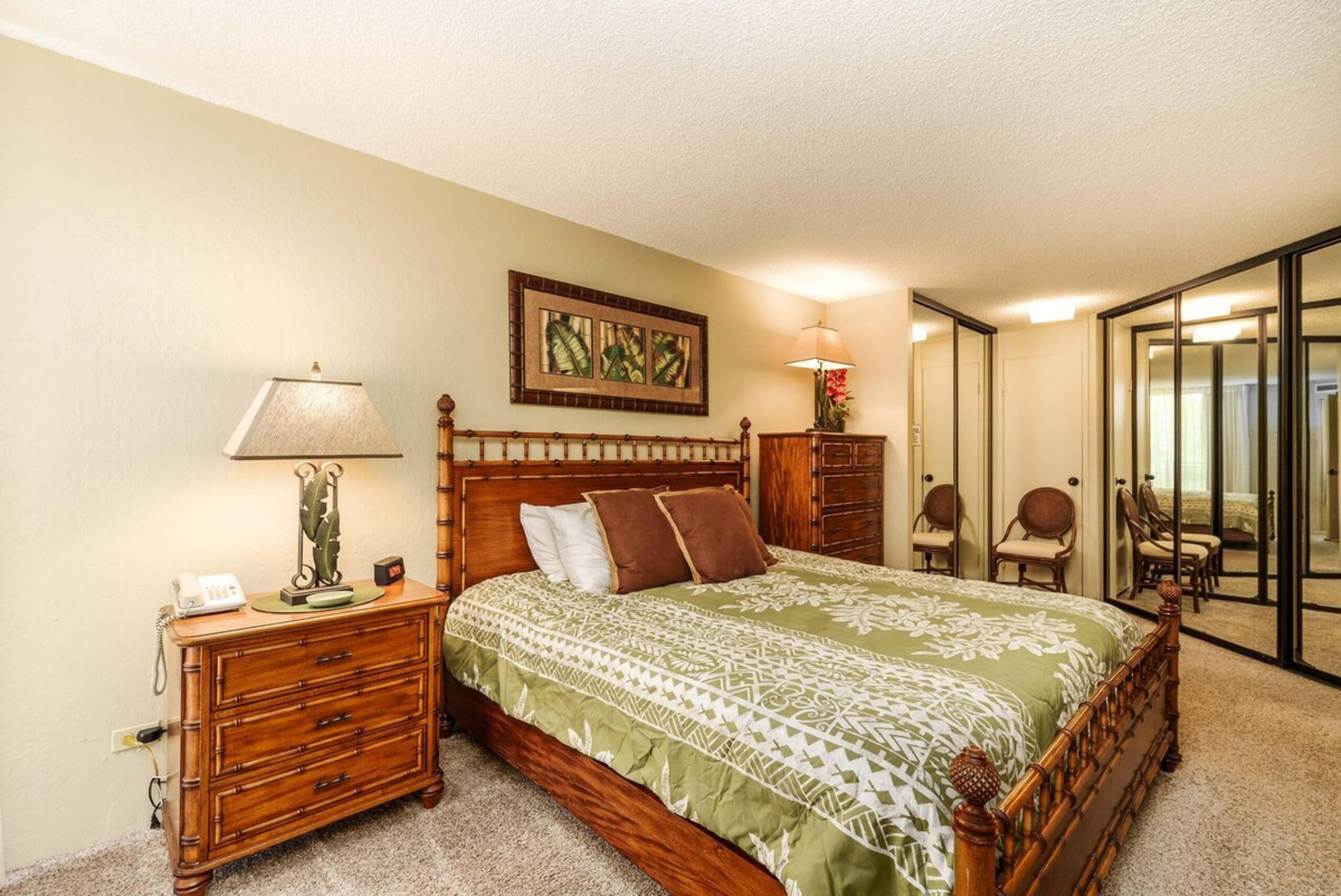 Ocean View Paradise Spacious 2-Bedroom Condo - Photo 4