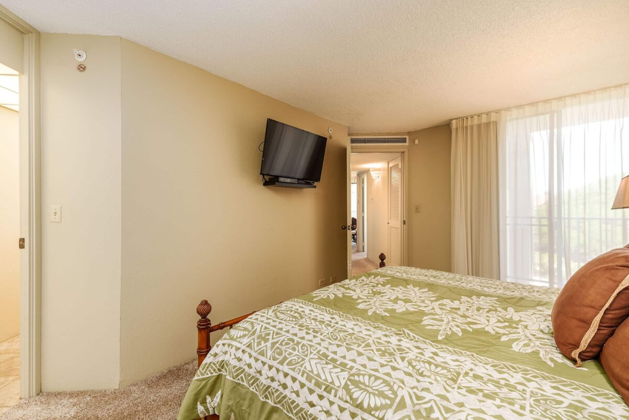 Ocean View Paradise Spacious 2-Bedroom Condo - Photo 18