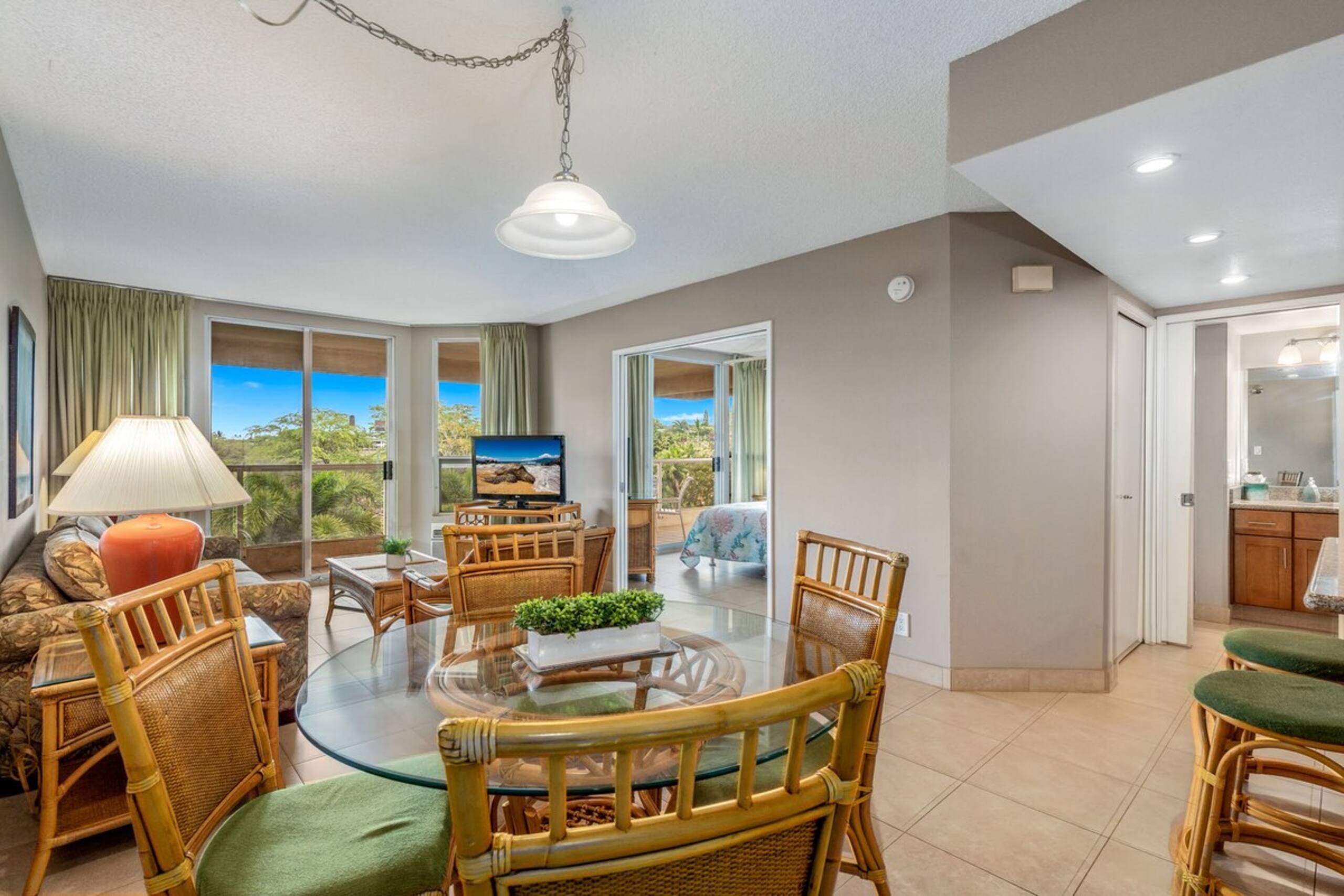 Maui Banyan, Ocean View, King Bed, Kamaole Beach - Photo 9
