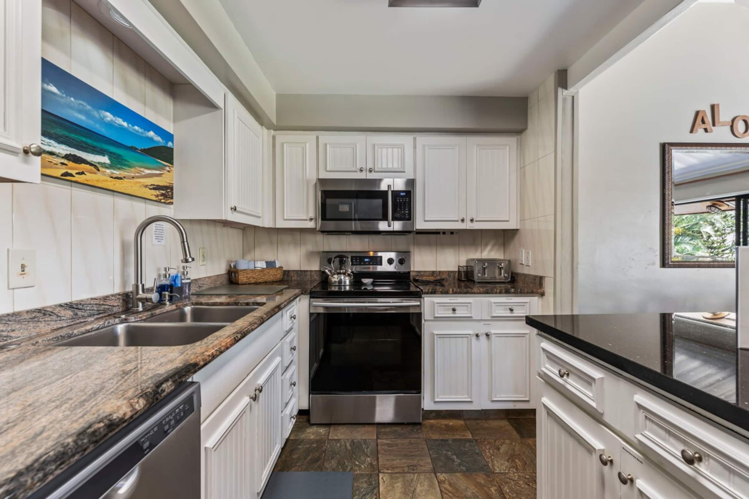 Family Friendly 3 bedroom, AC, walk to the beach - Photo 7