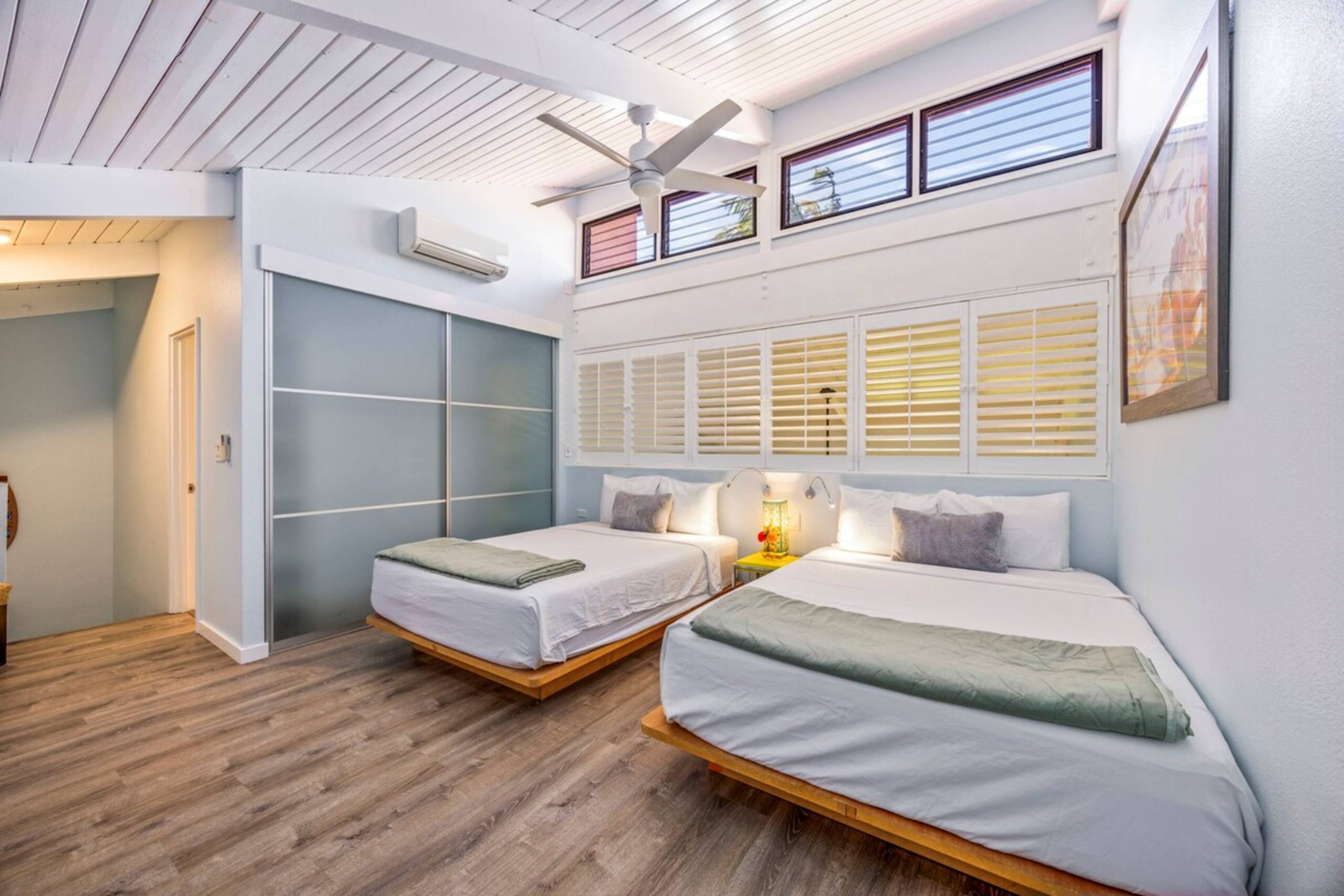 New Bathrooms Modern Spacious Penthouse Oceanview - Photo 39
