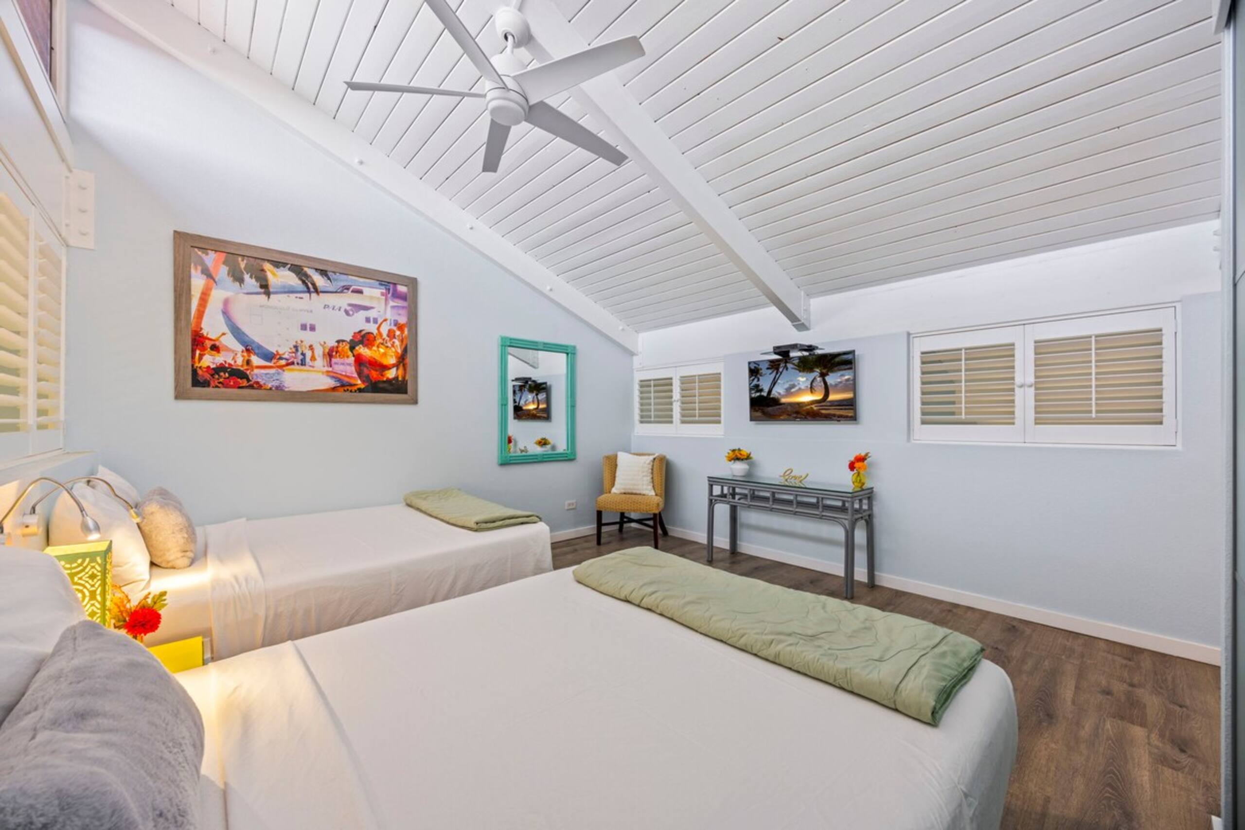 New Bathrooms Modern Spacious Penthouse Oceanview - Photo 40