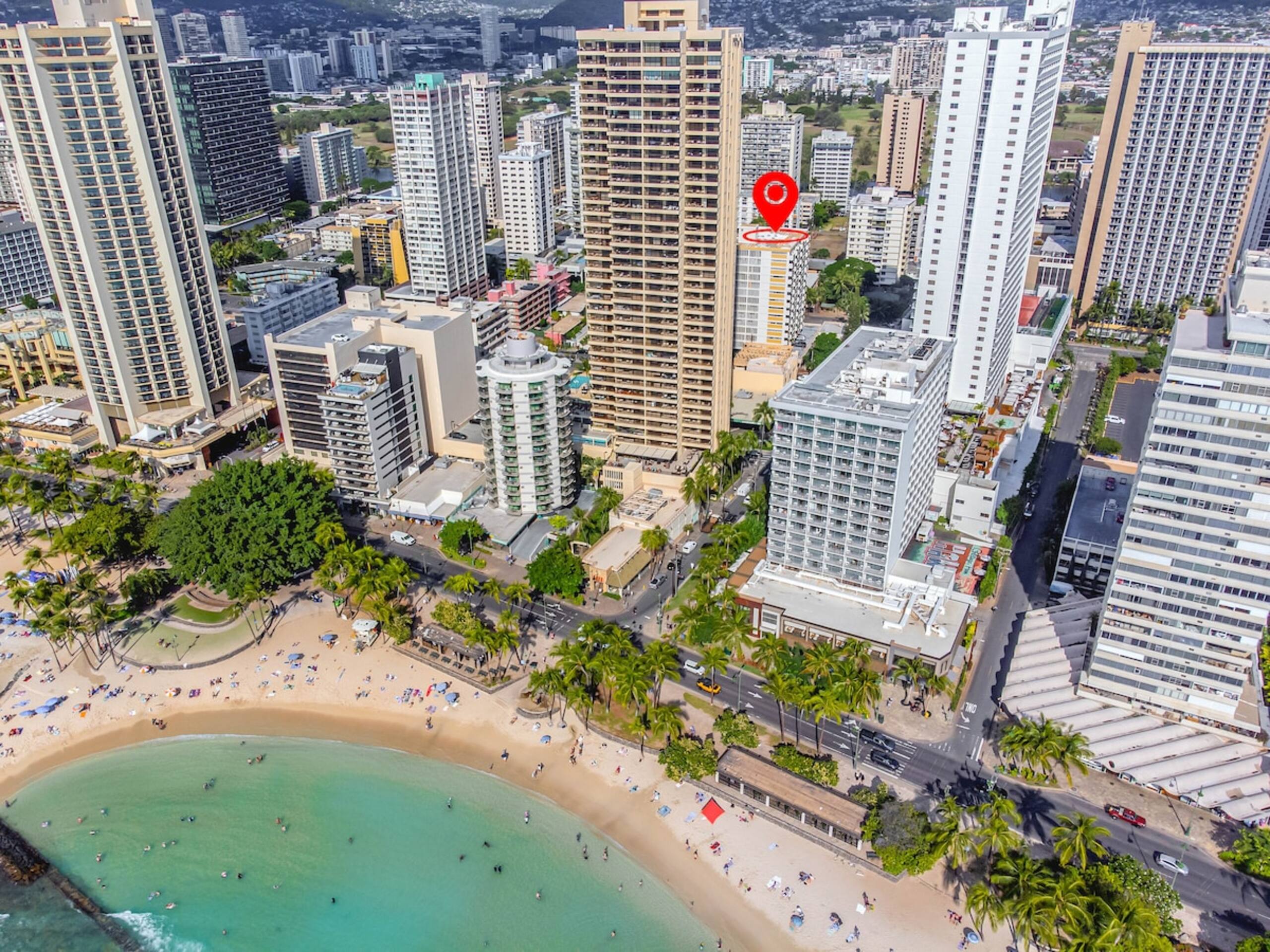 0.1 mile to Beach 2B+Den/2B/6 Beds/Parking /condo - Photo 42