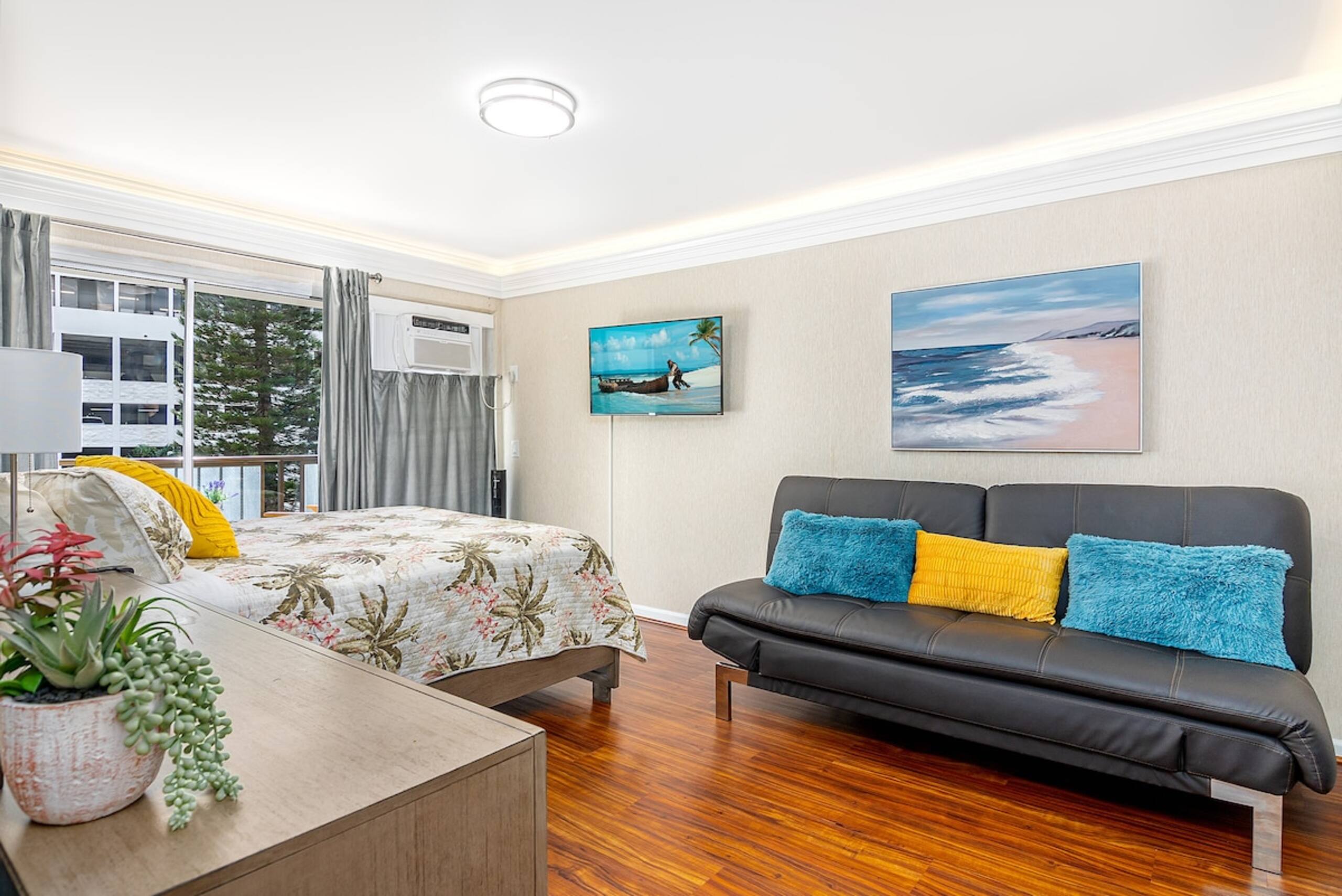 0.1 mile to Beach 2B+Den/2B/6 Beds/Parking /condo - Photo 24