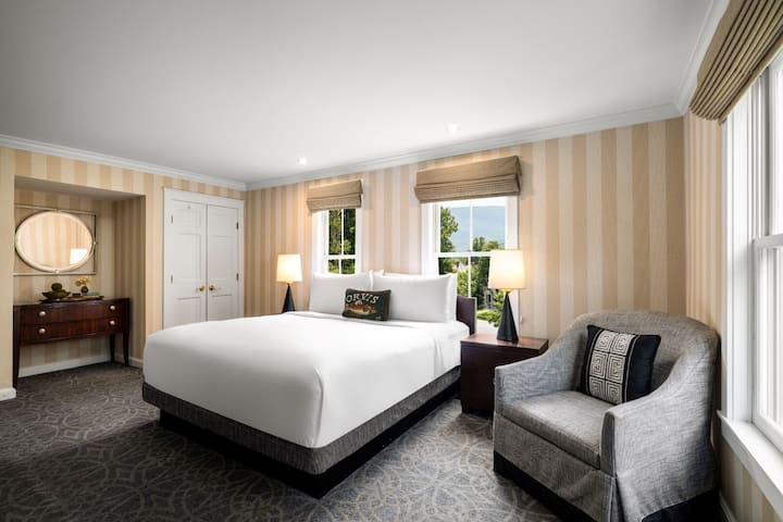 2 Bedroom Stay | Nature-focused Spa & Golf Stay - Londonderry, NH