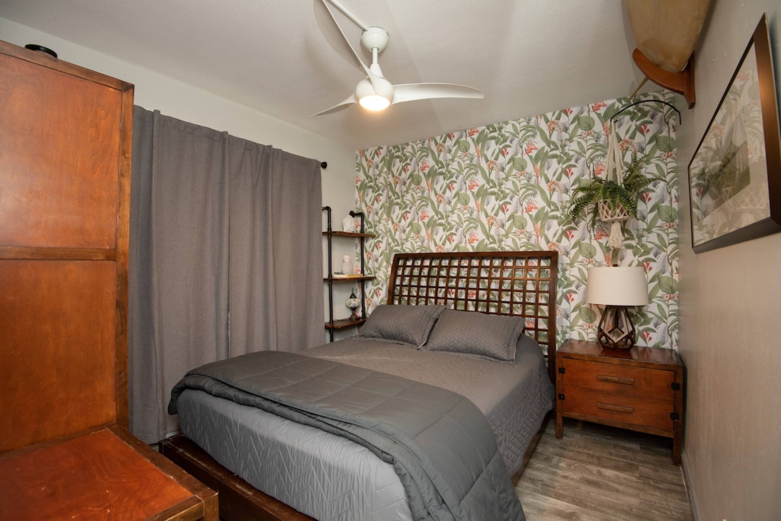 Tropical Shangri-La in Waikiki, 1 Block from Beach - Main photo