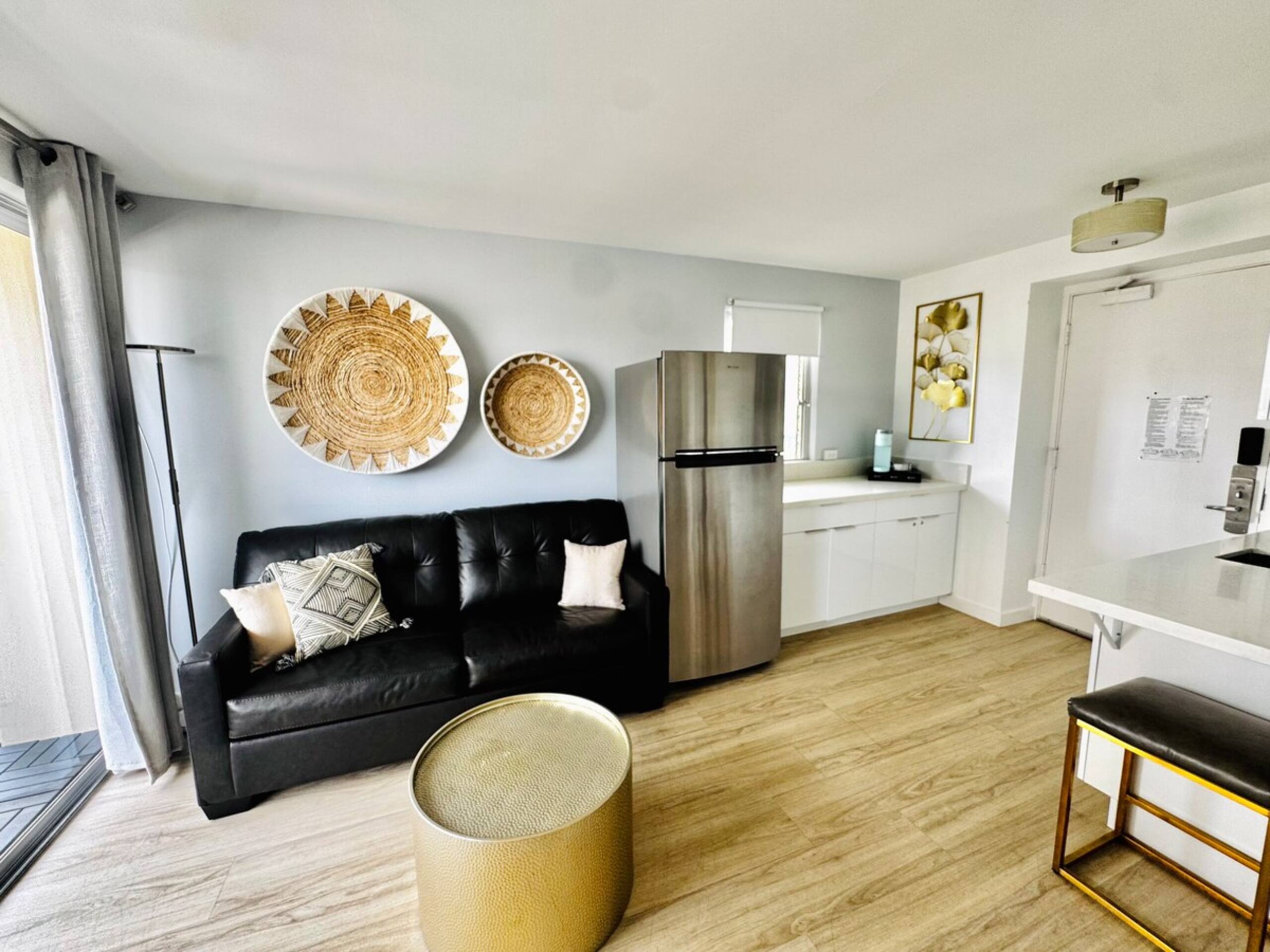 Penthouse 16th F near Waikiki Center with Lanai - Photo 46