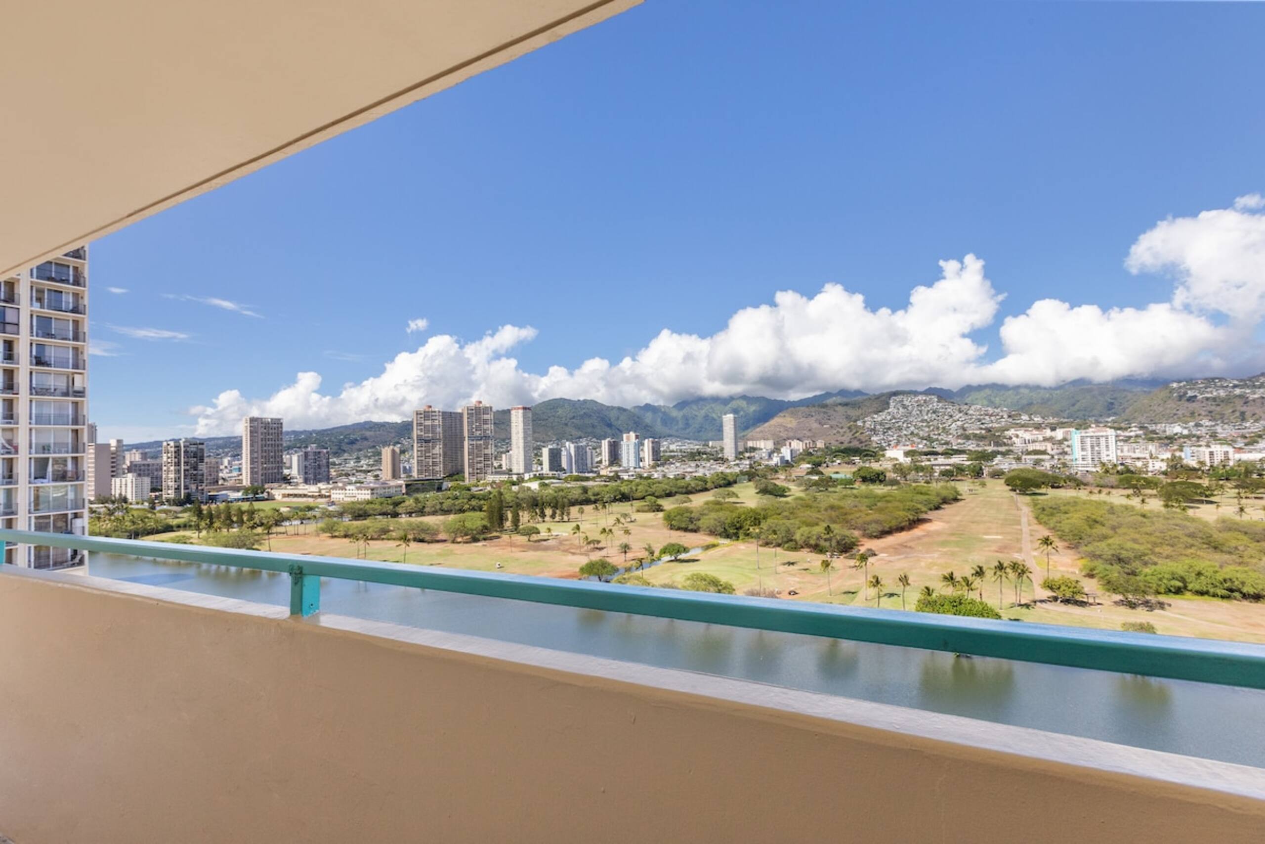 Penthouse 16th F near Waikiki Center with Lanai - Photo 9