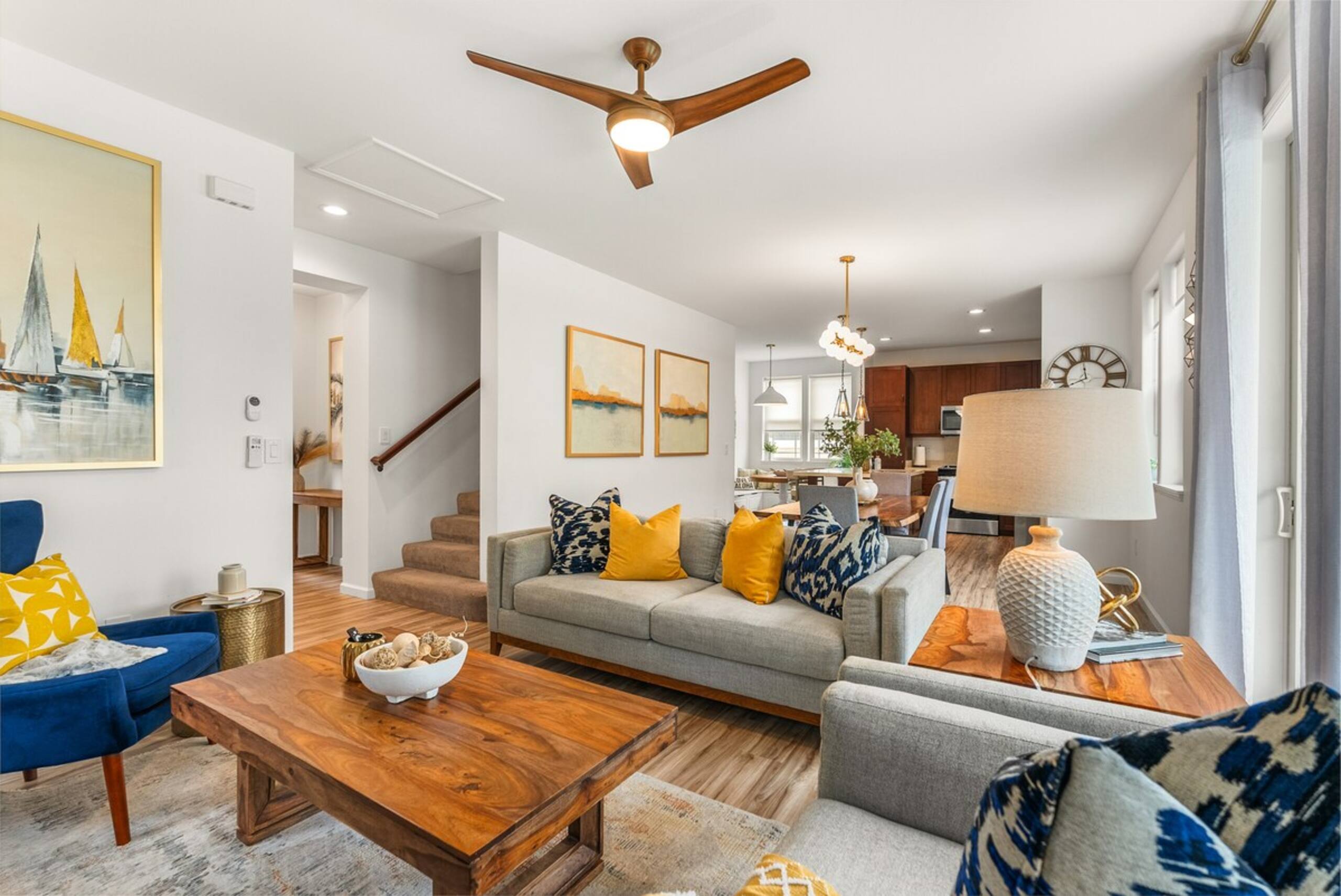 Beautiful 4-BR Home, Near Beach, Mountain View - Photo 5