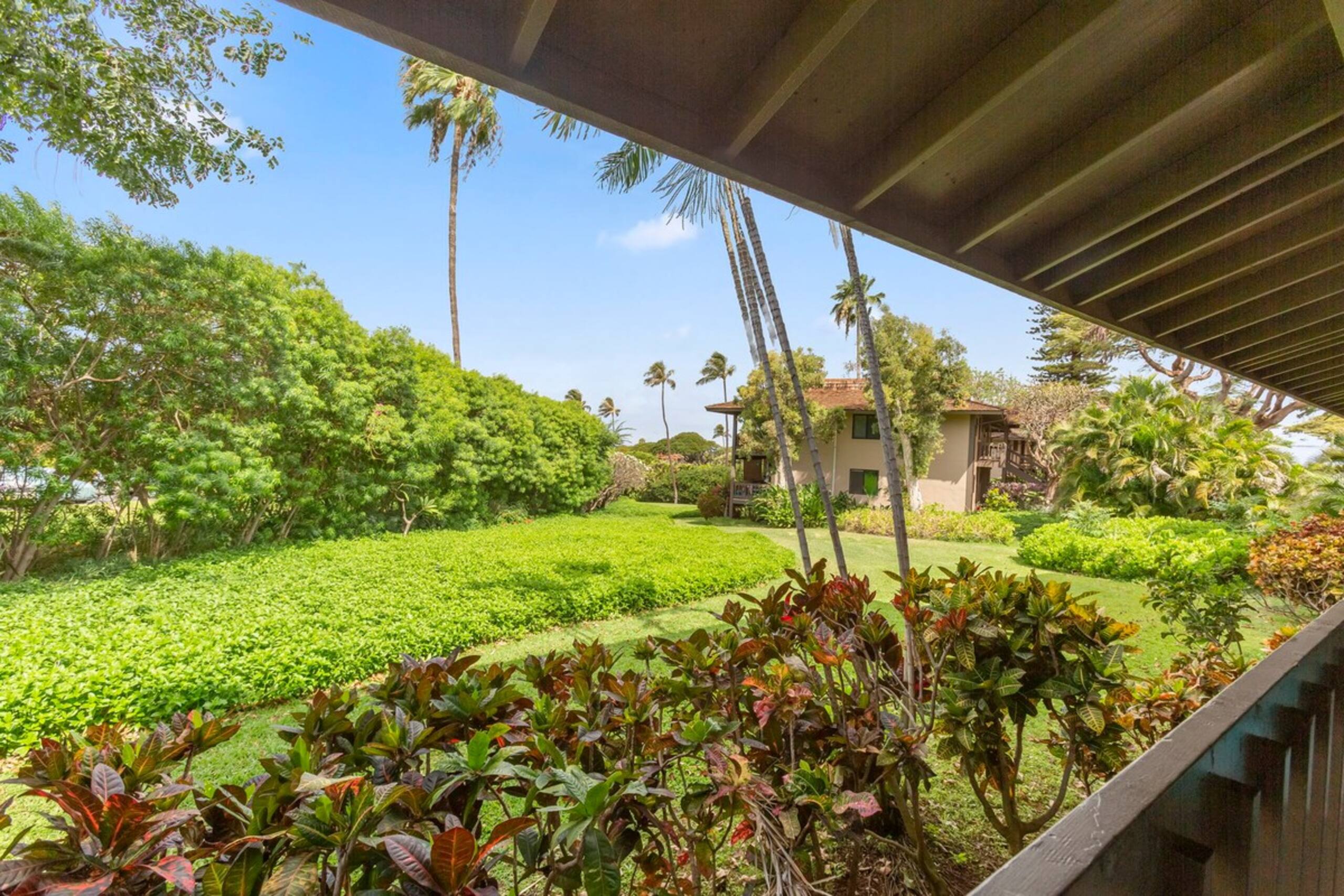 Family townhouse w/ pool near Kaanapali Beach - Photo 5
