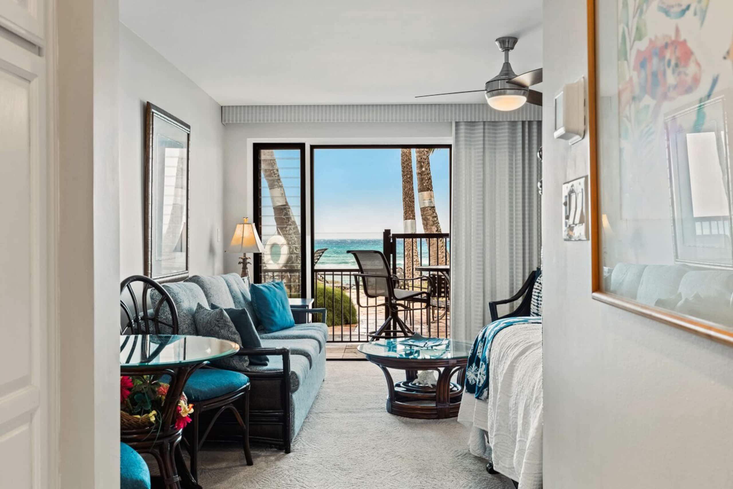 Ocean views and A/C combine in this Deluxe studio - Photo 14