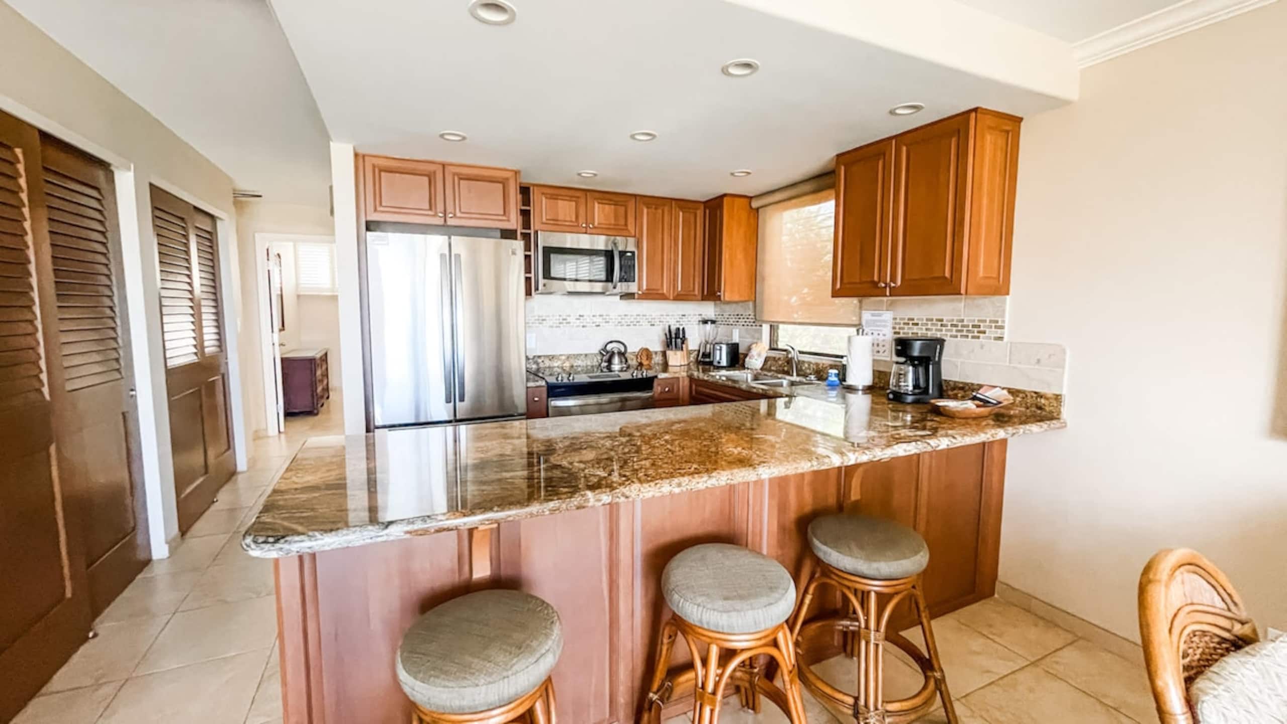 Remodeled One bd Ocean, AC, wifi, pool A201 - Photo 2