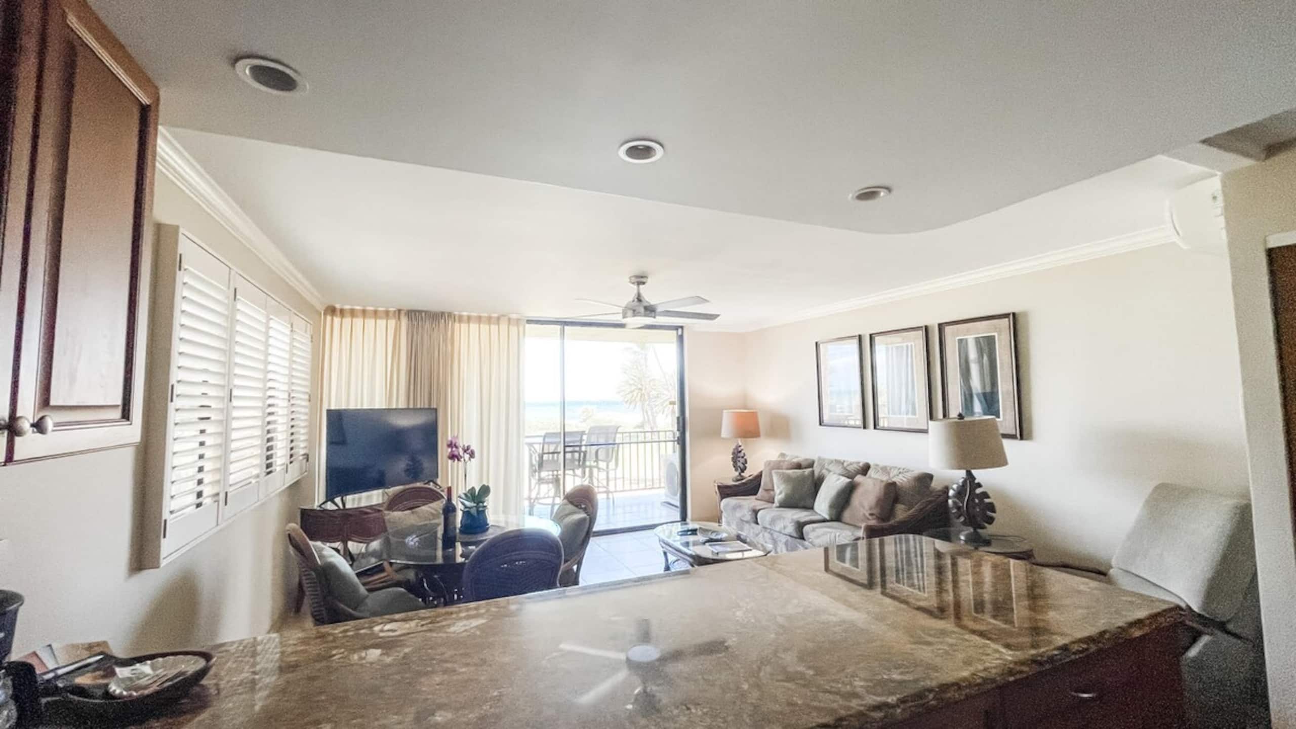 Remodeled One bd Ocean, AC, wifi, pool A201 - Photo 7