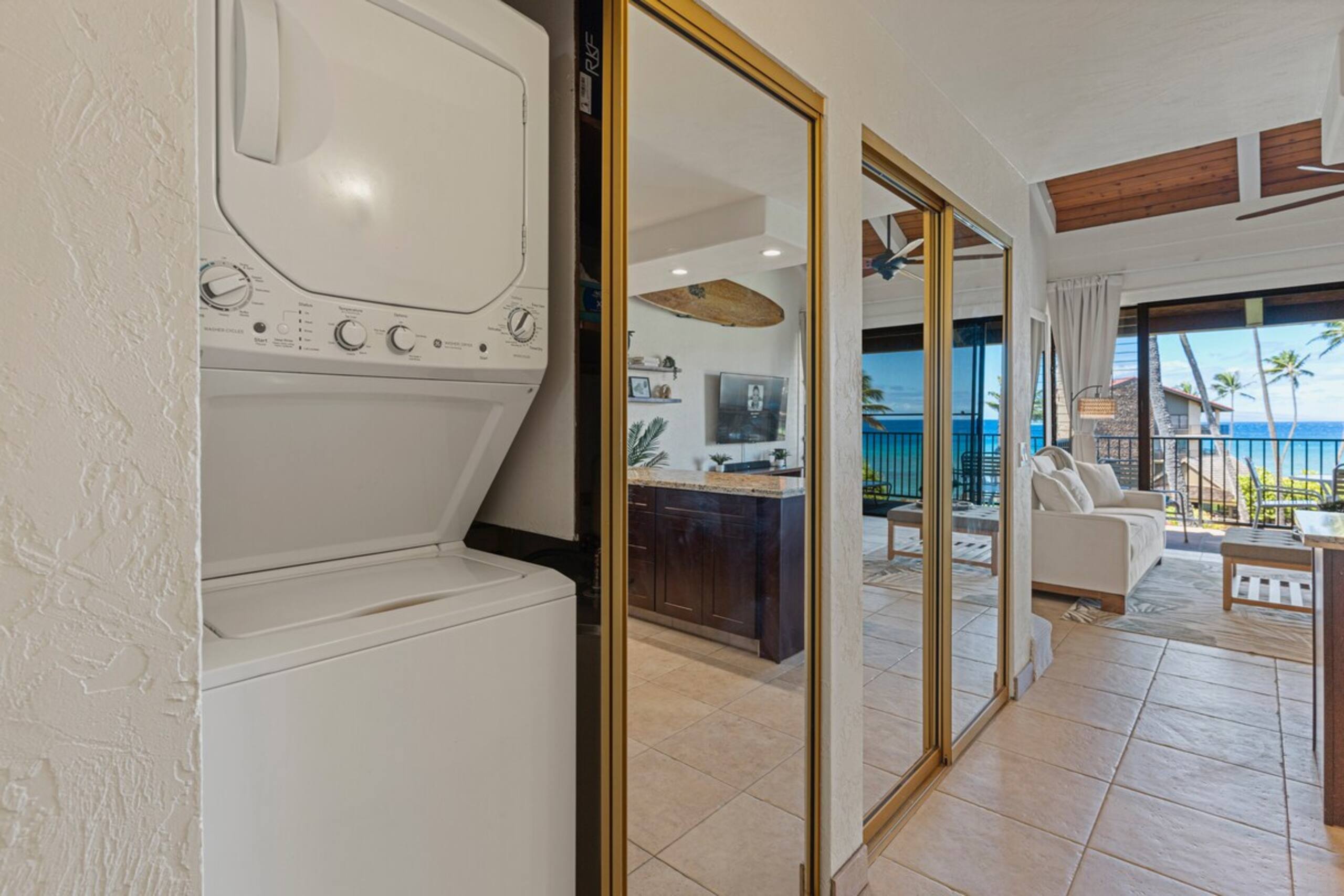 3 Bed Oceanfront Penthouse - Photo 20