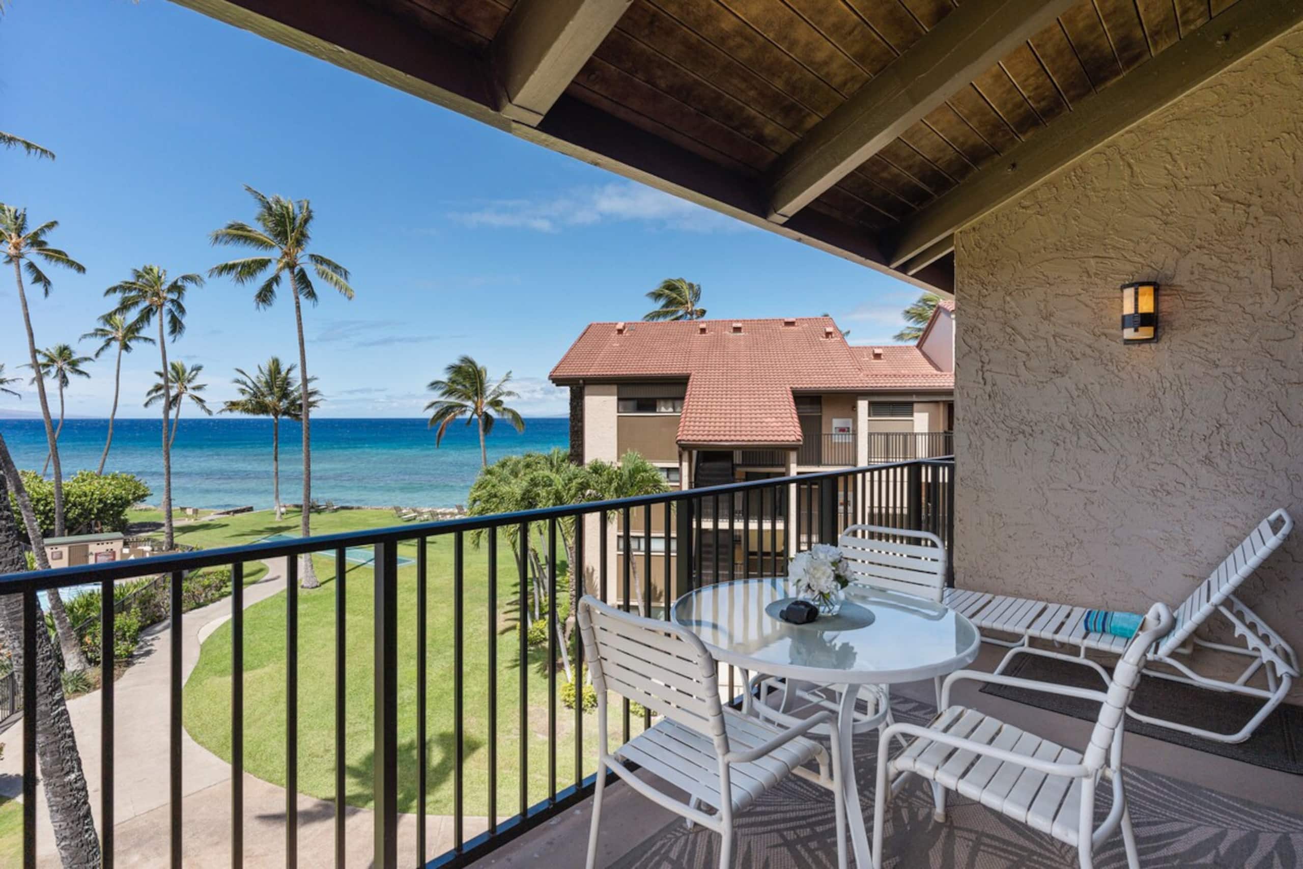 3 Bed Oceanfront Penthouse - Photo 17