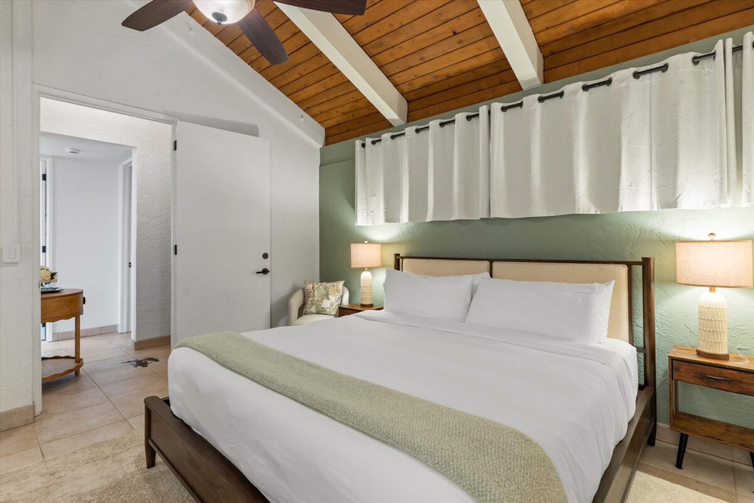 3 Bed Oceanfront Penthouse - Photo 8