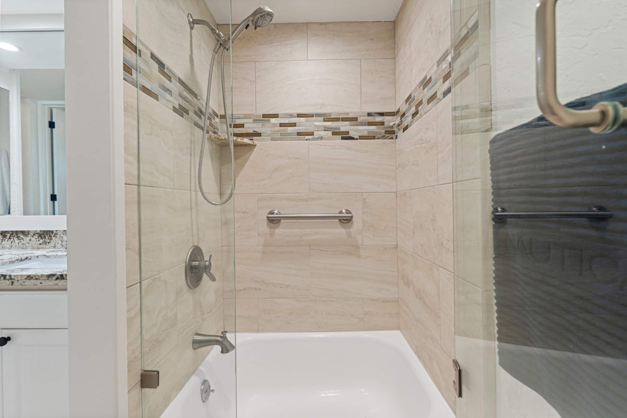 3 Bed Oceanfront Penthouse - Photo 22