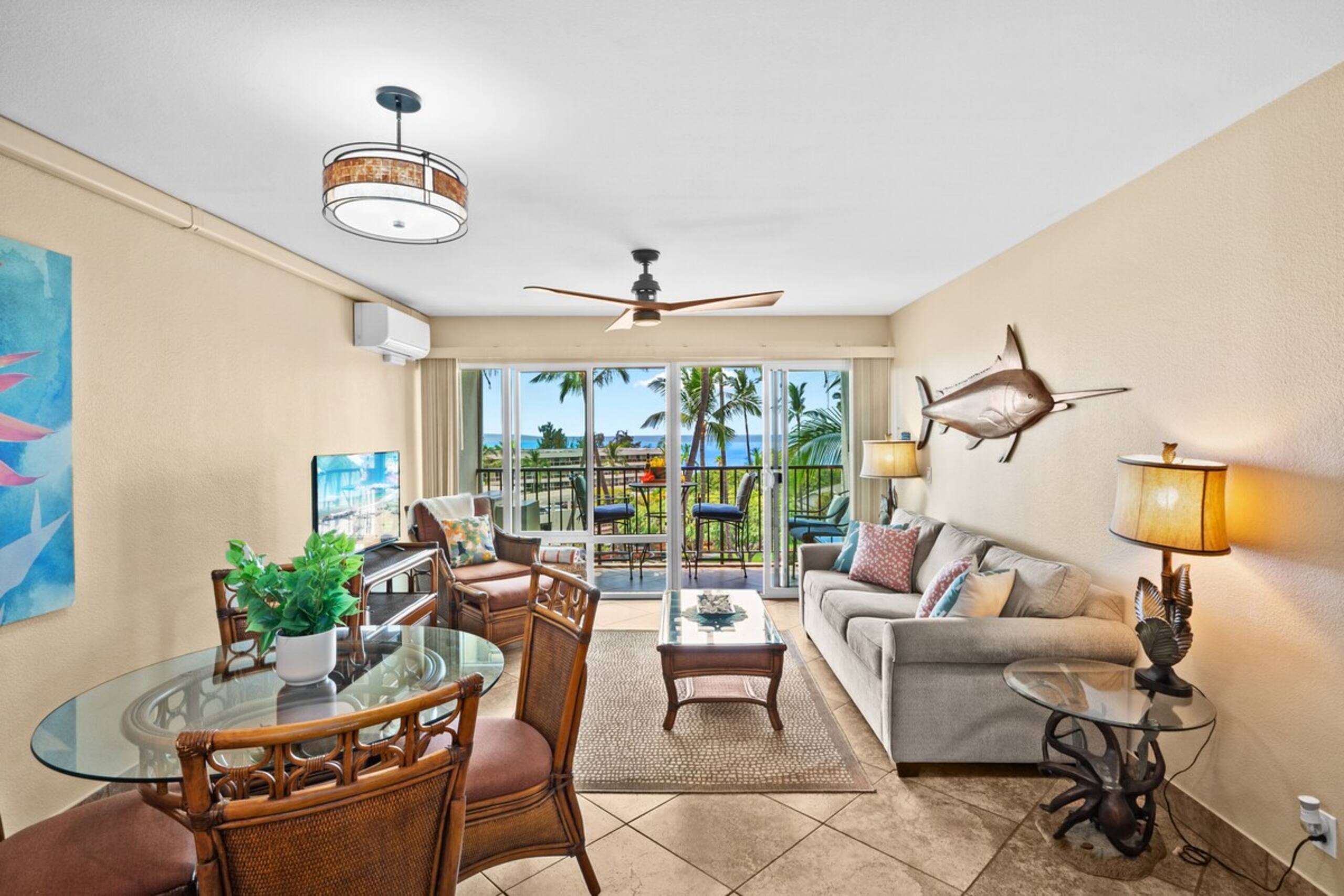 Sweeping Ocean Views • Beach Access • Powerful AC - Photo 3