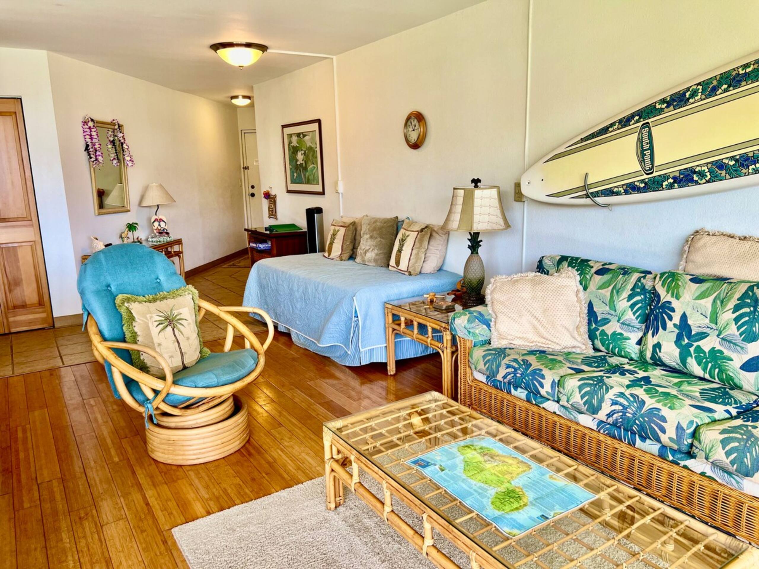 Beautiful Ocean Front Condo on Maui - Photo 13