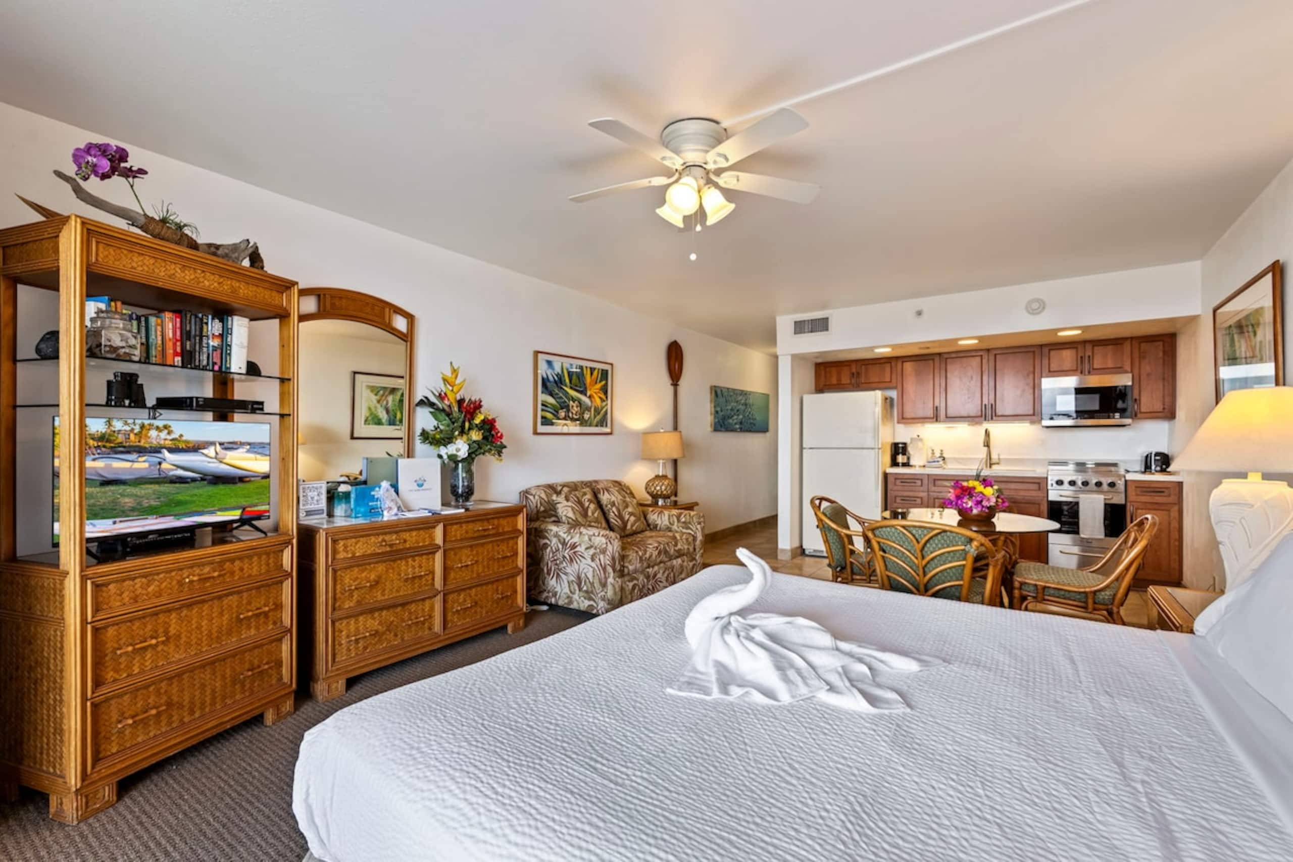 10th floor Oceanview studio, AC, Resort Amenities - Photo 12